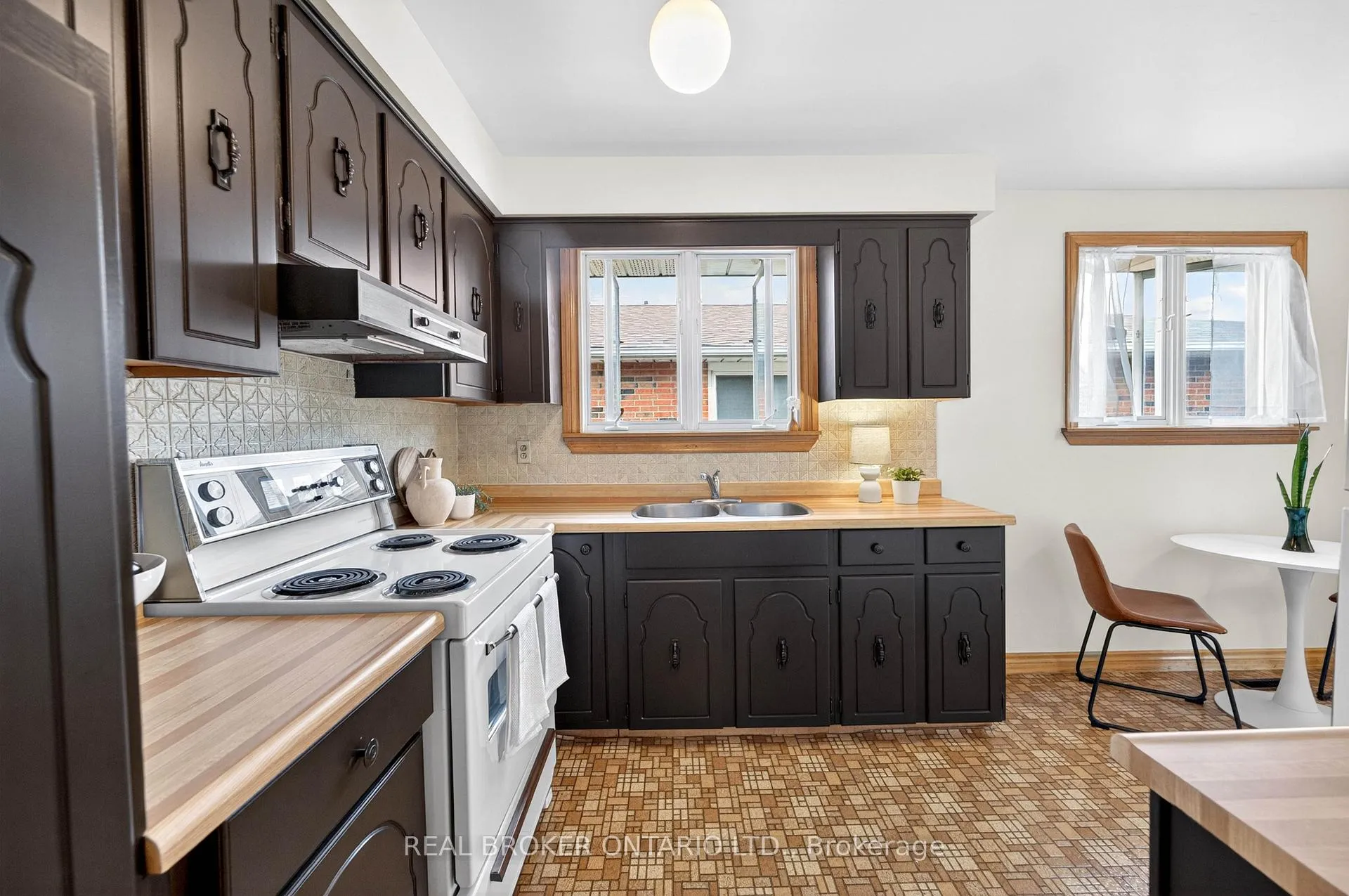 Photo 14 of 7778 Benavon Road, Mississauga, Malton — HOMEH