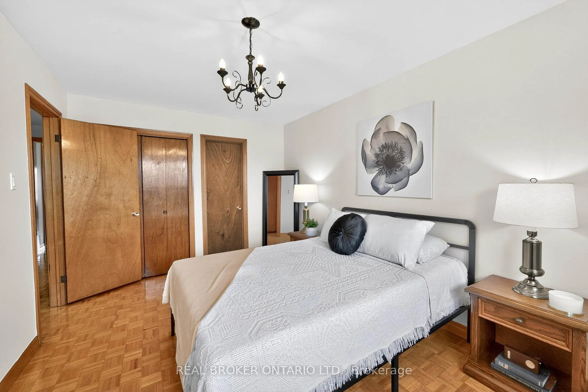 Photo 19 of 7778 Benavon Road, Mississauga, Malton — HOMEH