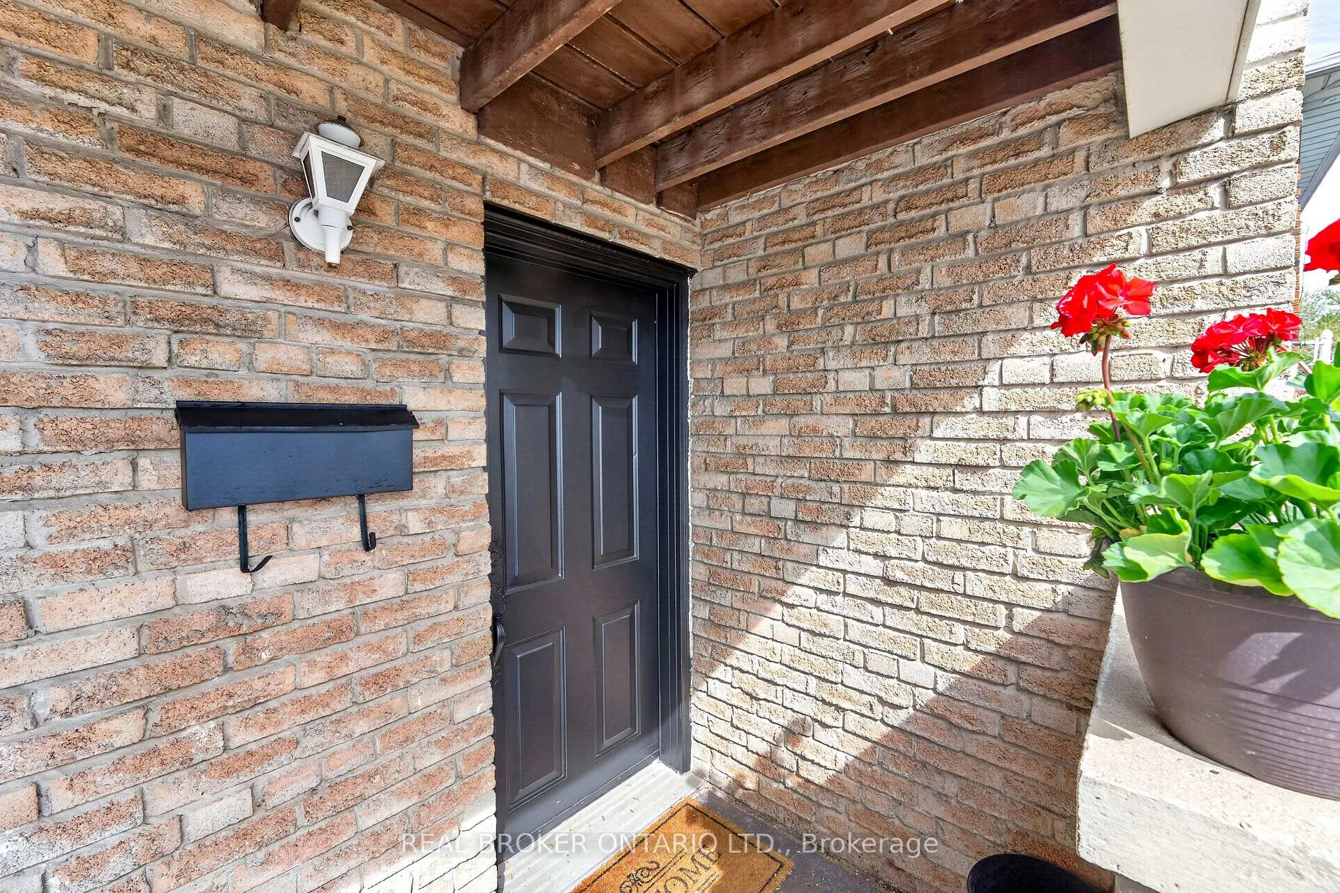 Photo 26 of 7778 Benavon Road, Mississauga, Malton — HOMEH