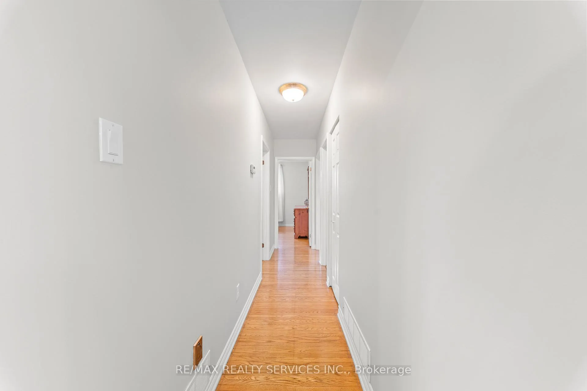 Photo 25 of 71 Belmont Drive, Brampton, Avondale — HOMEH