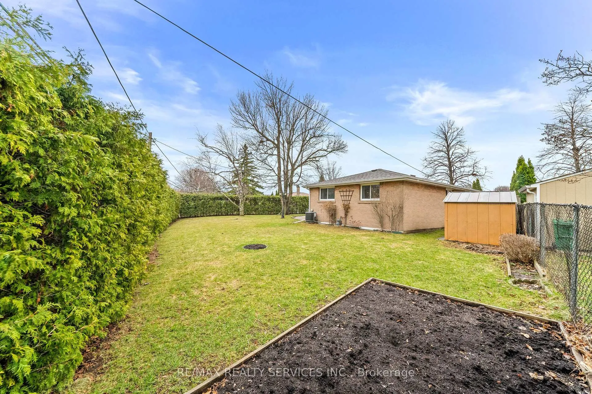 Photo 49 of 71 Belmont Drive, Brampton, Avondale — HOMEH