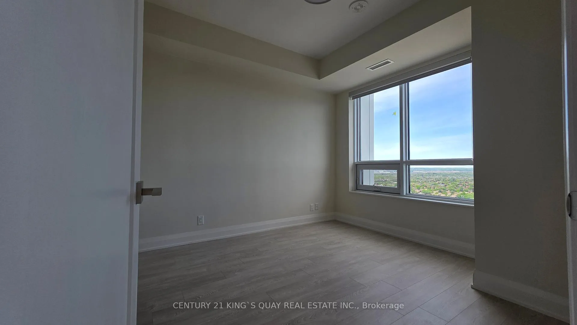 Photo 6 of Unit 4310, 8 Water Walk Drive, Markham, Unionville — HOMEH
