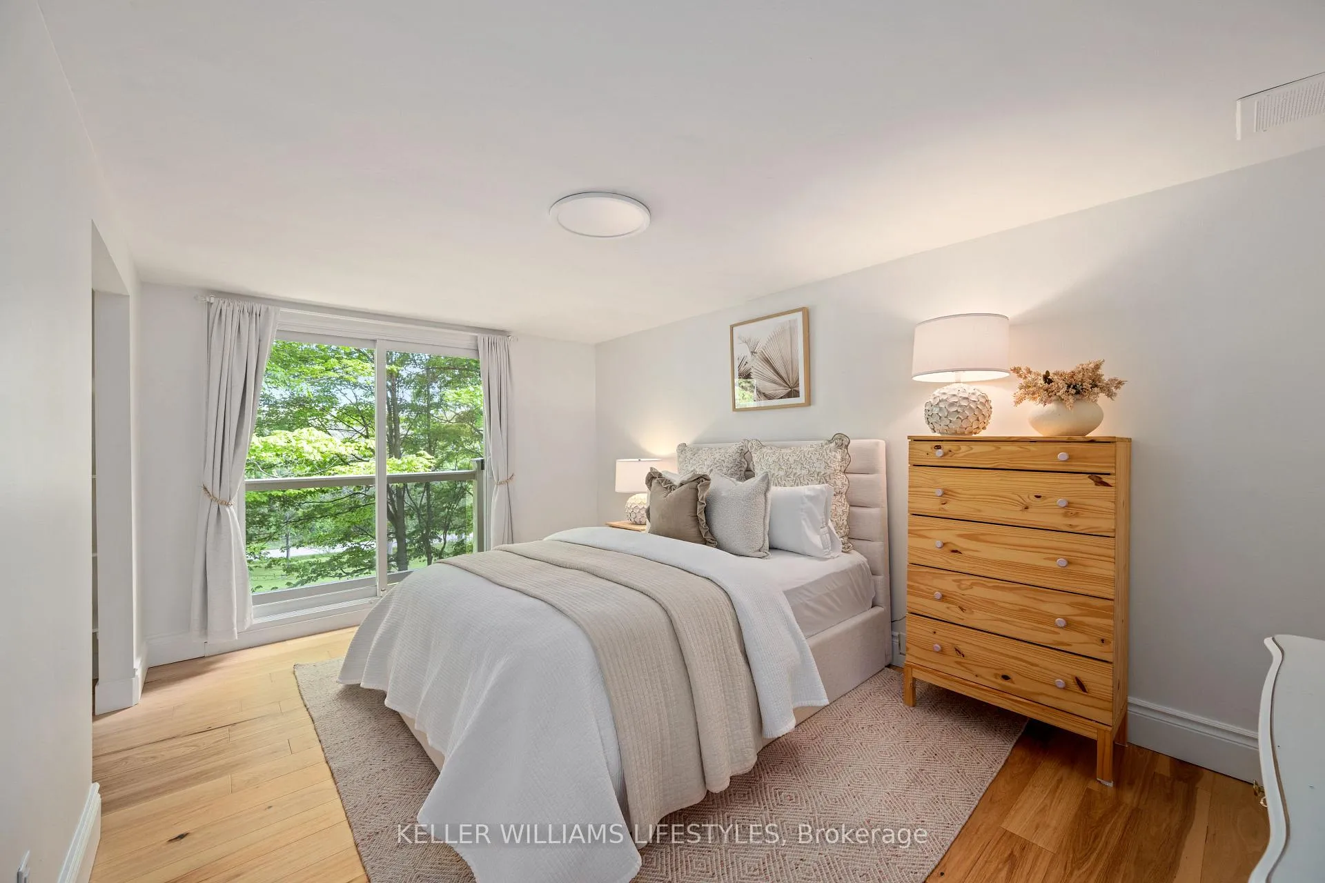 Photo 17 of 10893 Old River Road, Middlesex Centre, Komoka — HOMEH