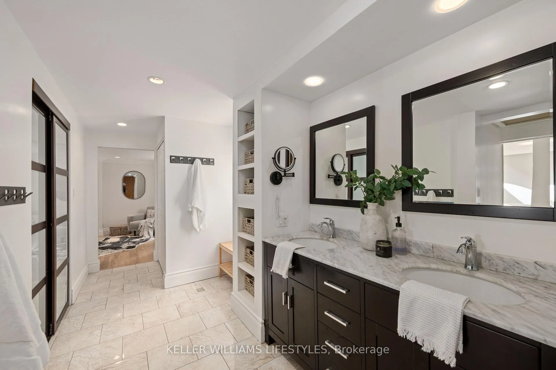 Photo 19 of 10893 Old River Road, Middlesex Centre, Komoka — HOMEH