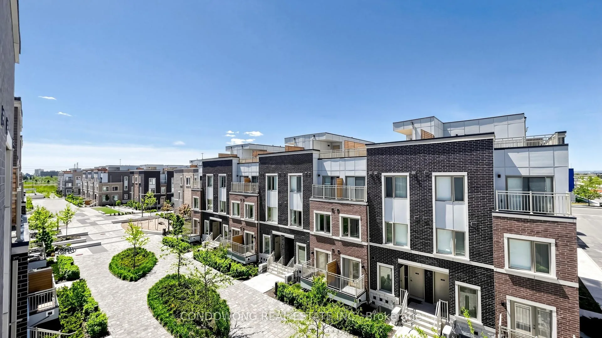 Photo 15 of Unit 49, 31 Honeycrisp Crescent, Vaughan, Vaughan Corporate Centre — HOMEH