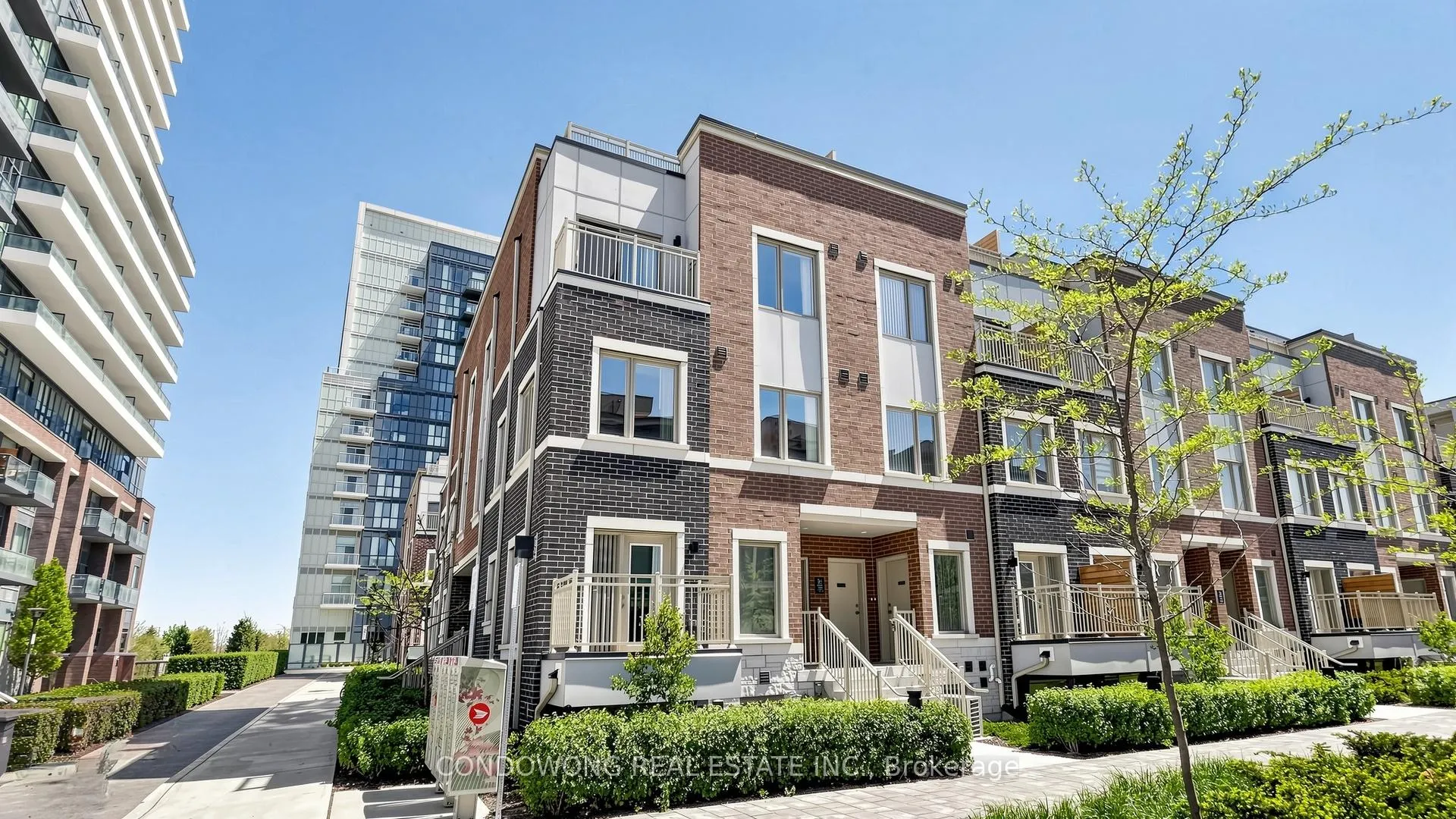 Photo 16 of Unit 49, 31 Honeycrisp Crescent, Vaughan, Vaughan Corporate Centre — HOMEH