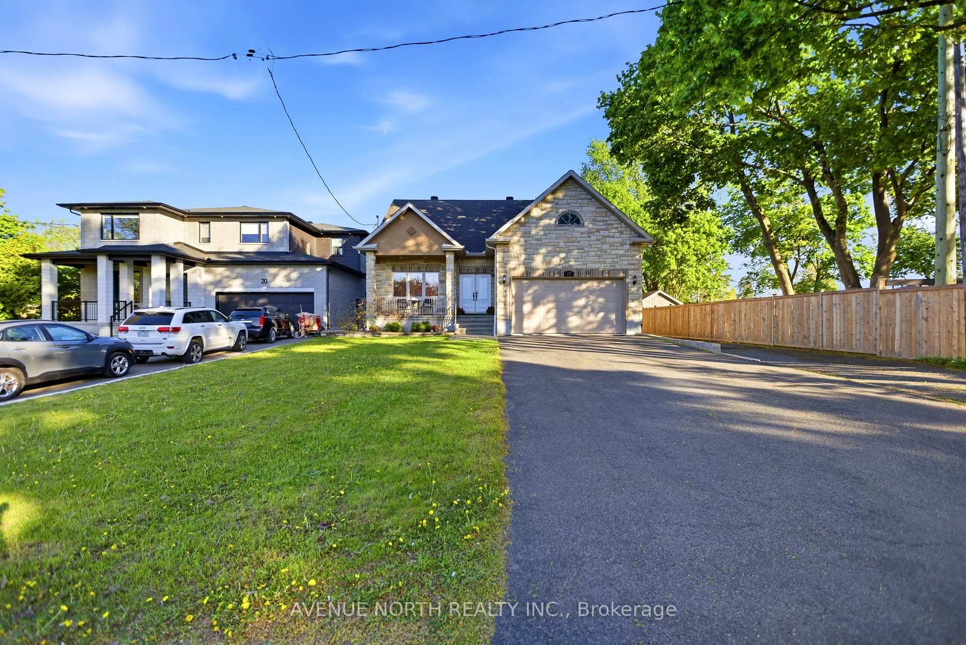 Photo 2 of 22 Kemp Drive, Ottawa, Blossom Park/Kemp Park/Findlay Creek — HOMEH