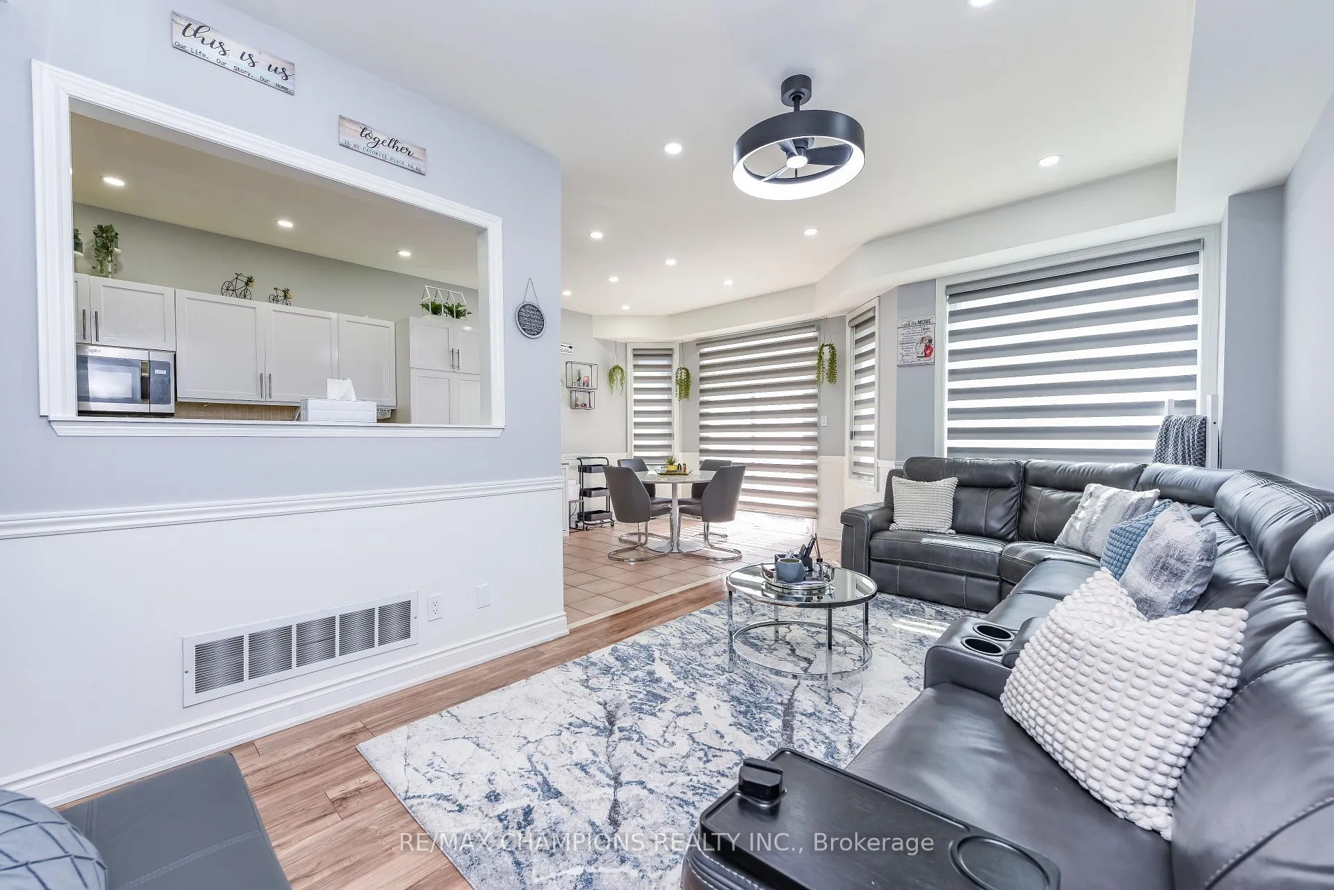 Photo 14 of 205 Blue Willow Drive, Vaughan, East Woodbridge — HOMEH