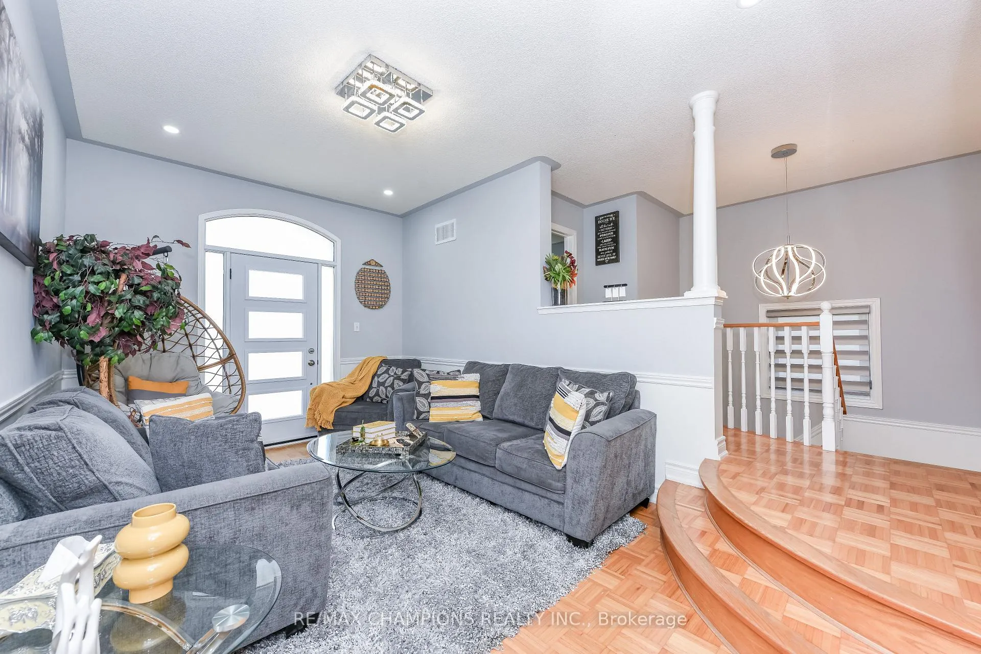Photo 25 of 205 Blue Willow Drive, Vaughan, East Woodbridge — HOMEH