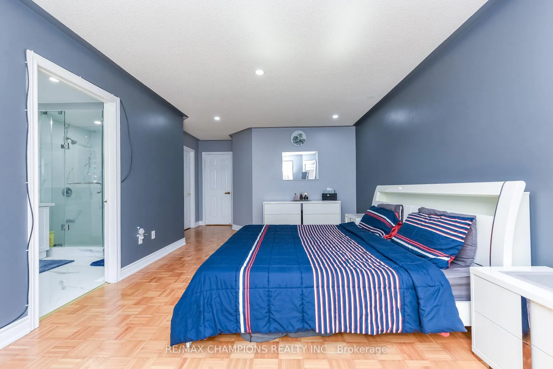 Photo 30 of 205 Blue Willow Drive, Vaughan, East Woodbridge — HOMEH