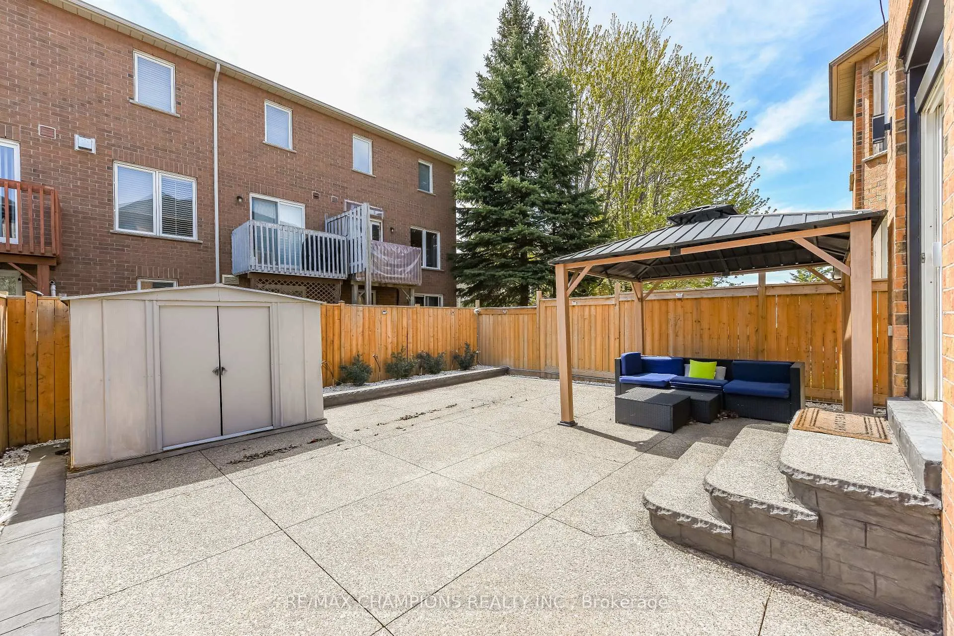 Photo 43 of 205 Blue Willow Drive, Vaughan, East Woodbridge — HOMEH