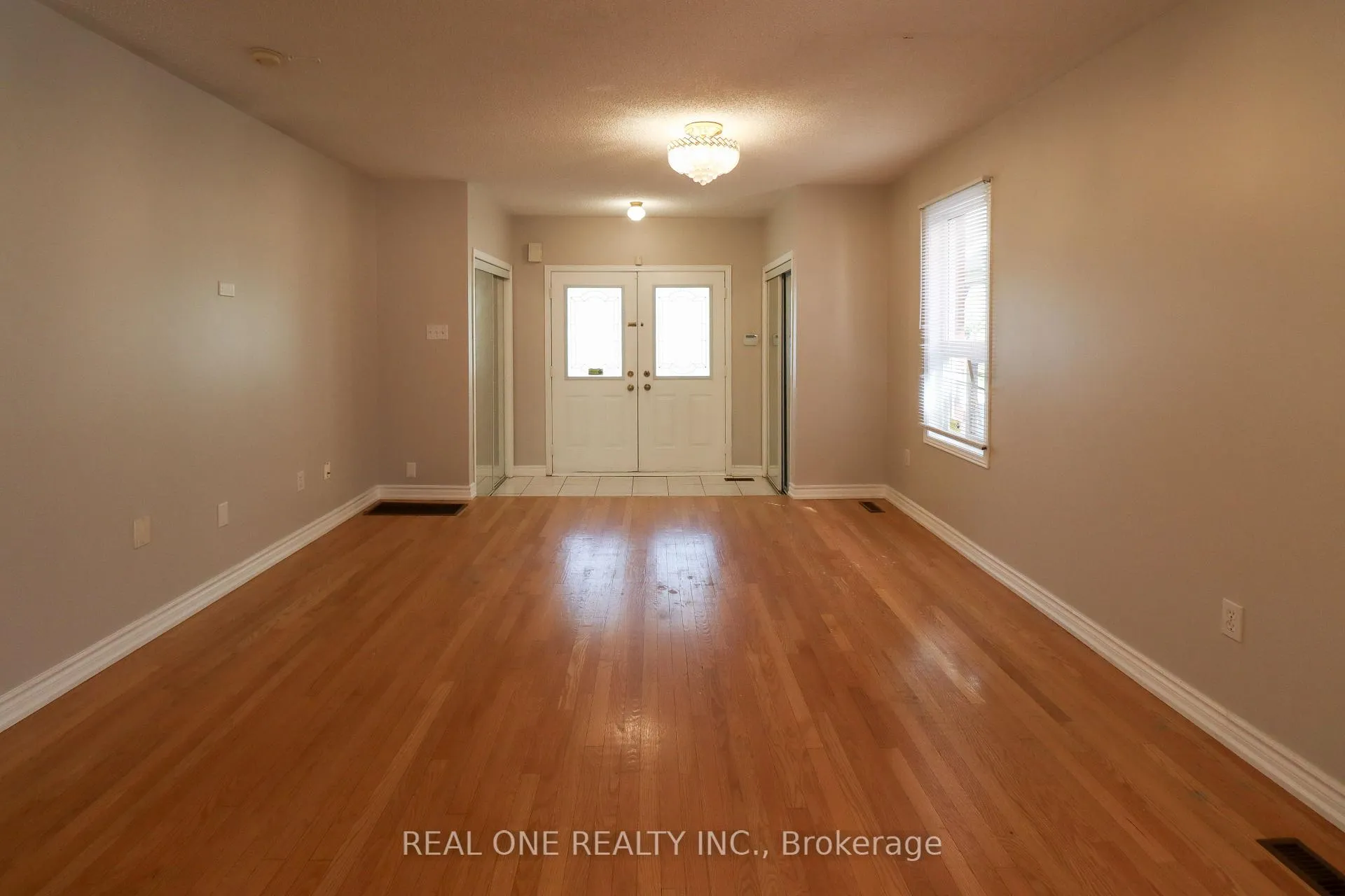 Photo 3 of 3280 Ridgeleigh Heights, Mississauga, Churchill Meadows — HOMEH