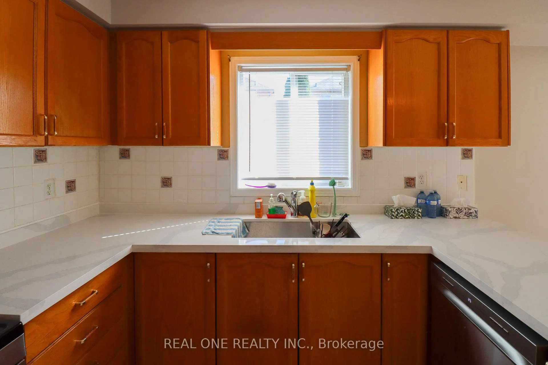 Photo 9 of 3280 Ridgeleigh Heights, Mississauga, Churchill Meadows — HOMEH