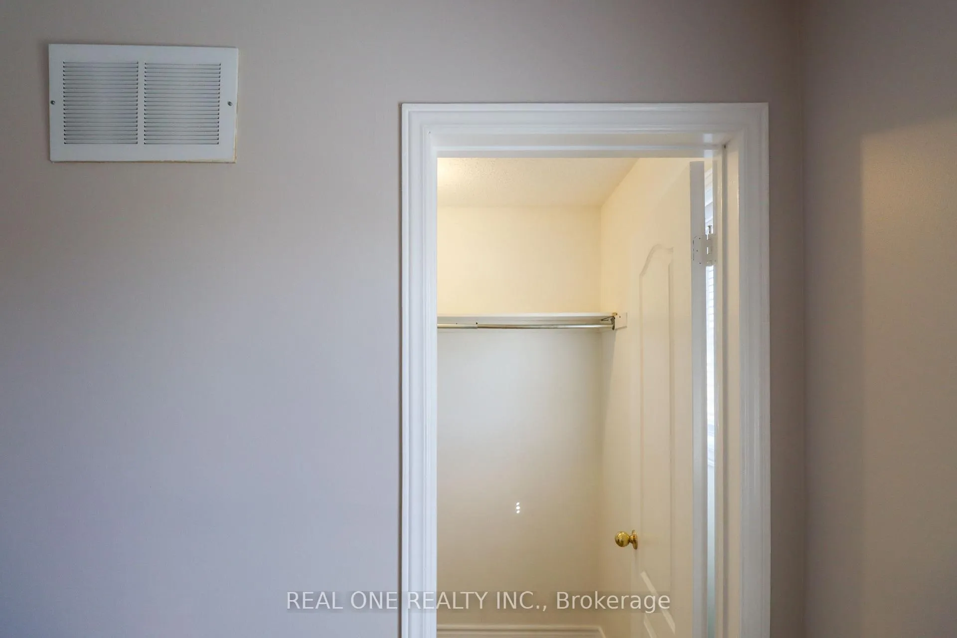 Photo 20 of 3280 Ridgeleigh Heights, Mississauga, Churchill Meadows — HOMEH