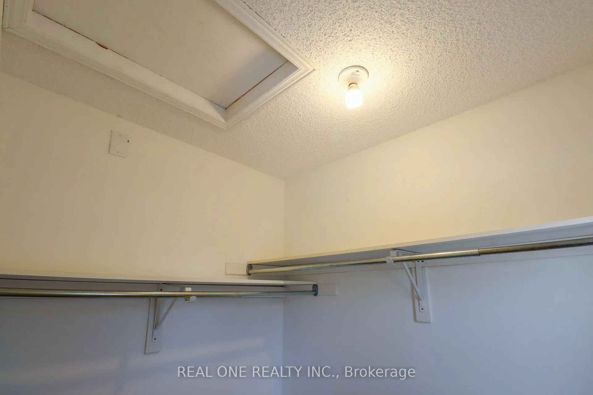 Photo 21 of 3280 Ridgeleigh Heights, Mississauga, Churchill Meadows — HOMEH