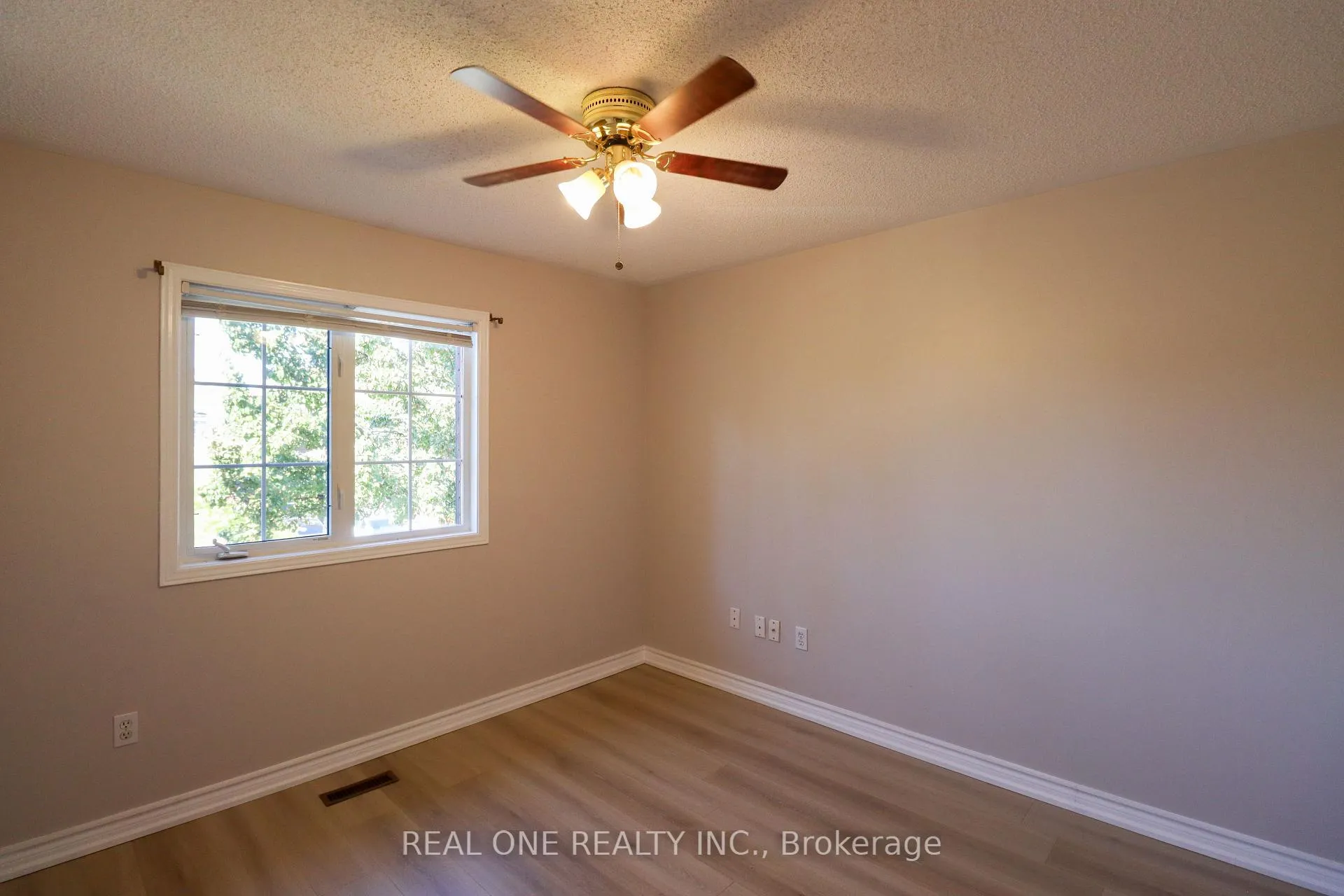 Photo 22 of 3280 Ridgeleigh Heights, Mississauga, Churchill Meadows — HOMEH