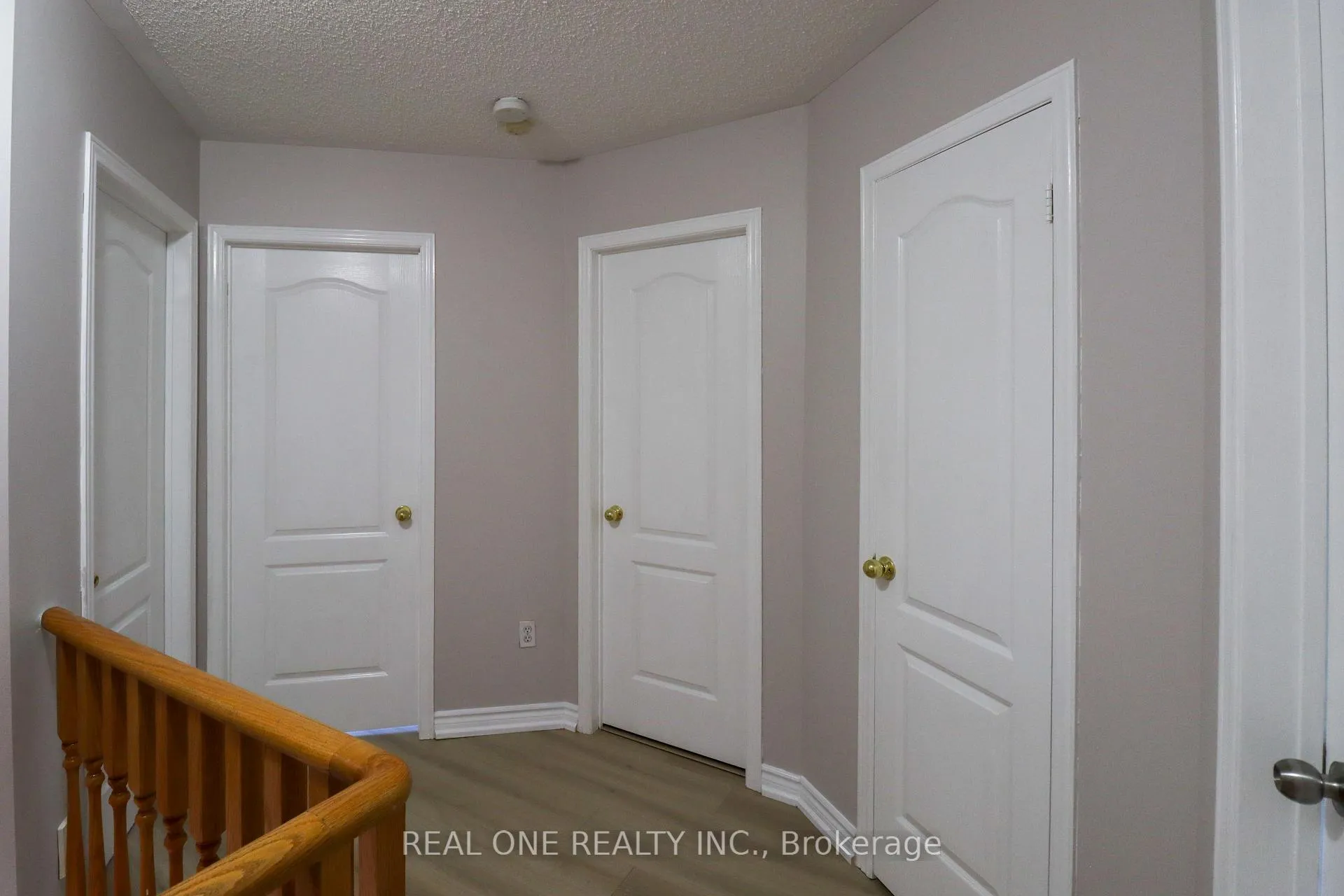 Photo 32 of 3280 Ridgeleigh Heights, Mississauga, Churchill Meadows — HOMEH
