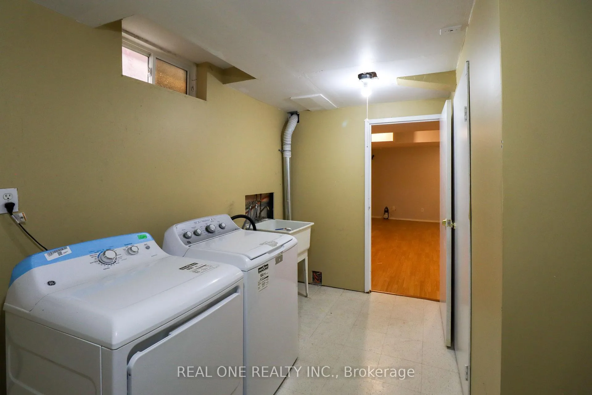 Photo 38 of 3280 Ridgeleigh Heights, Mississauga, Churchill Meadows — HOMEH