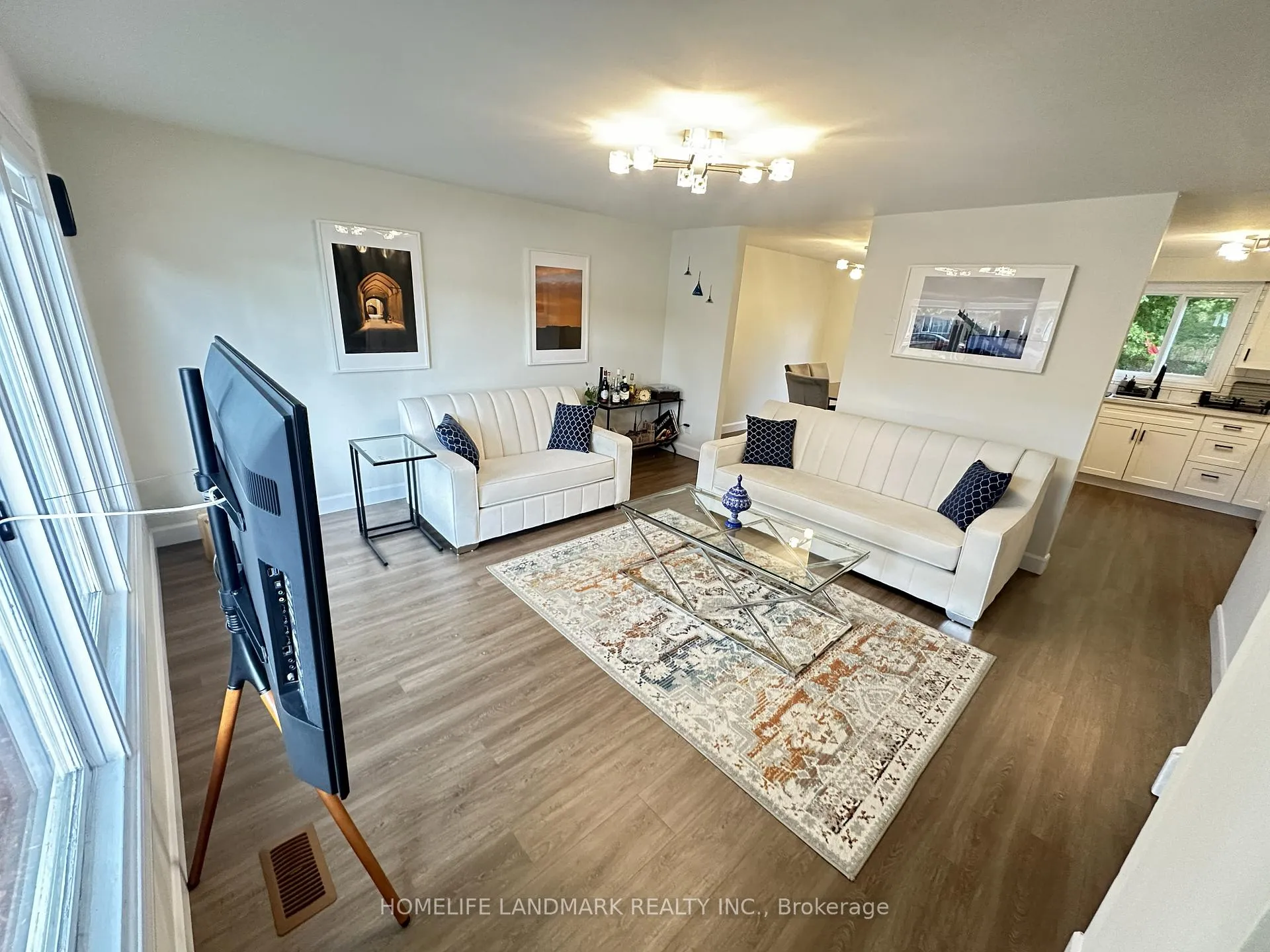 Photo 1 of 754 Parkview Crescent, Cambridge — HOMEH