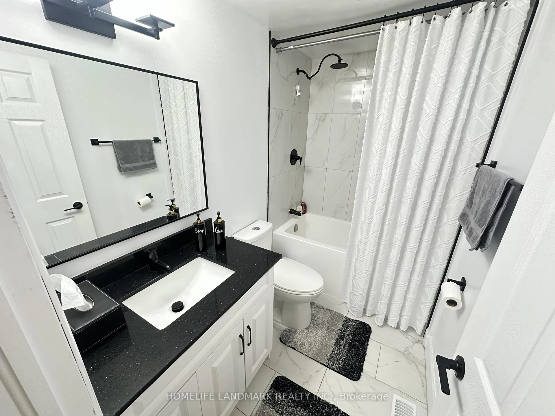 Photo 19 of 754 Parkview Crescent, Cambridge — HOMEH