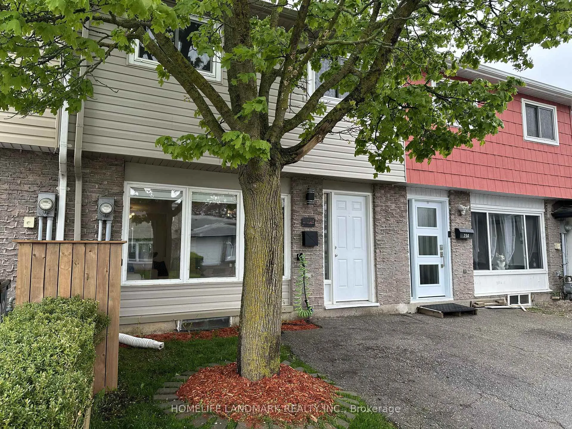 Photo 30 of 754 Parkview Crescent, Cambridge — HOMEH