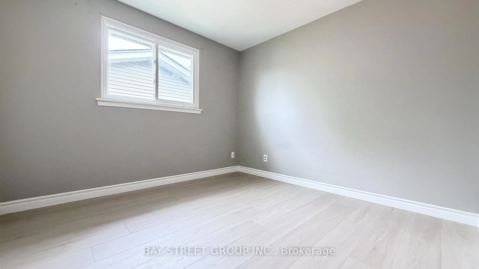 Photo 3 of 31 Colonsay Road, Markham, Royal Orchard — HOMEH