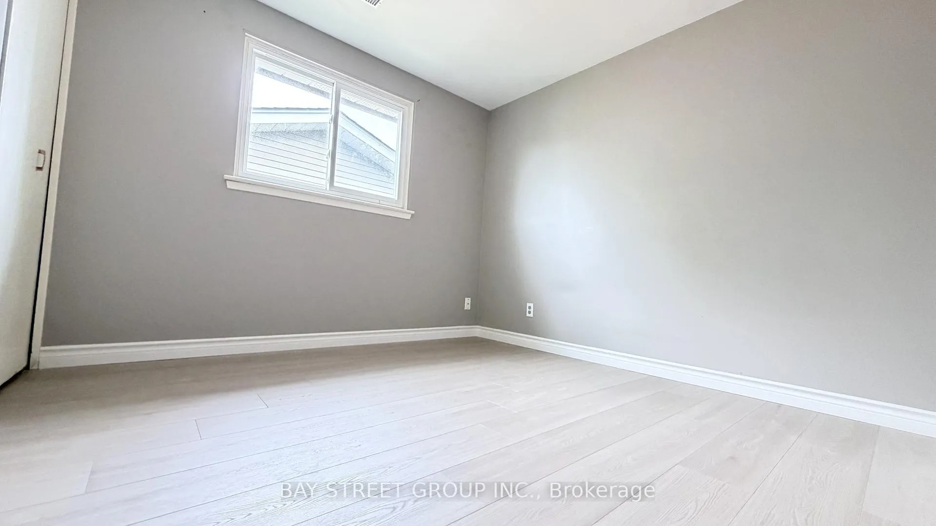 Photo 5 of 31 Colonsay Road, Markham, Royal Orchard — HOMEH
