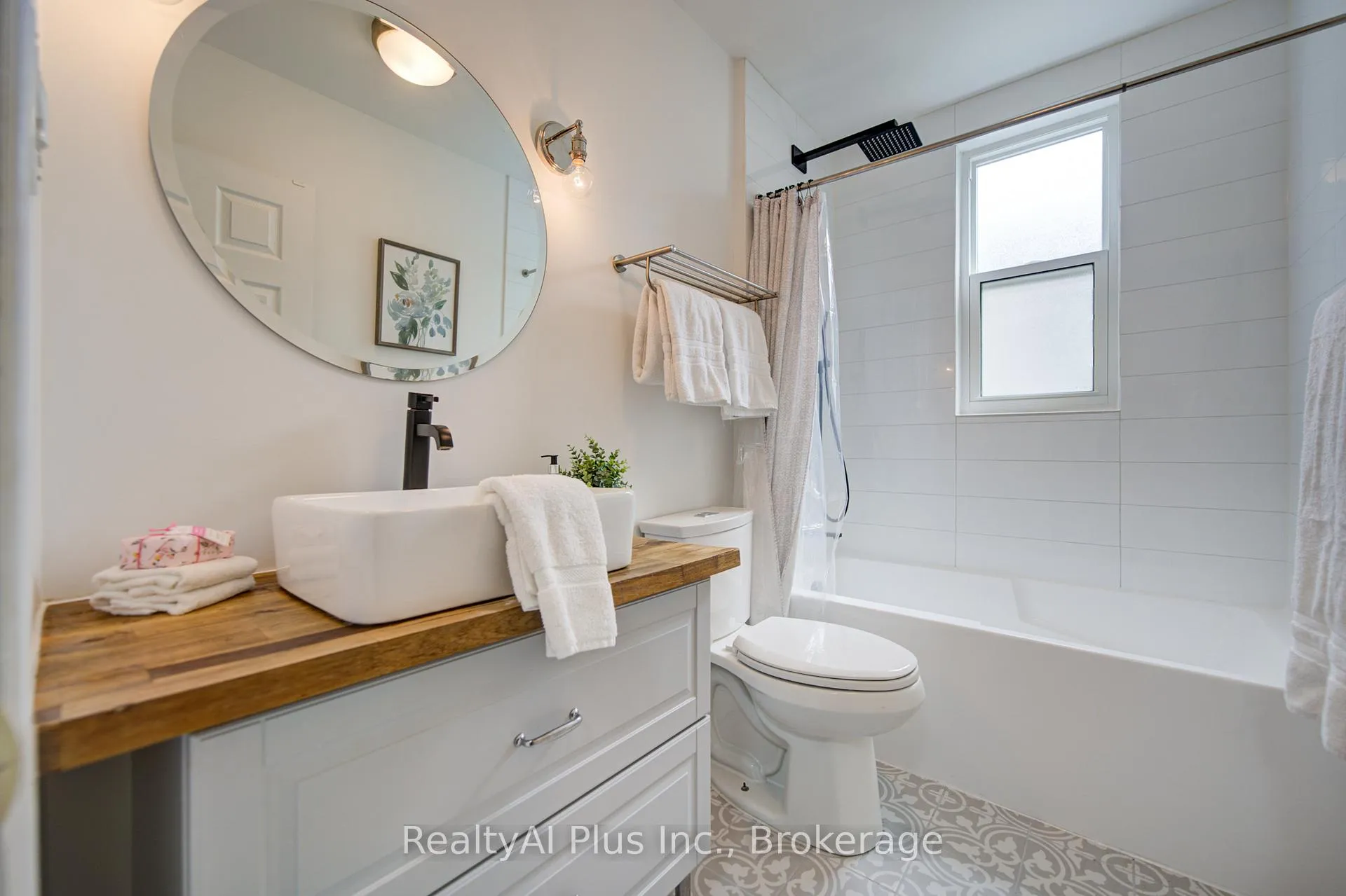 Photo 23 of 14 Athletic Avenue, Toronto, Greenwood-Coxwell — HOMEH