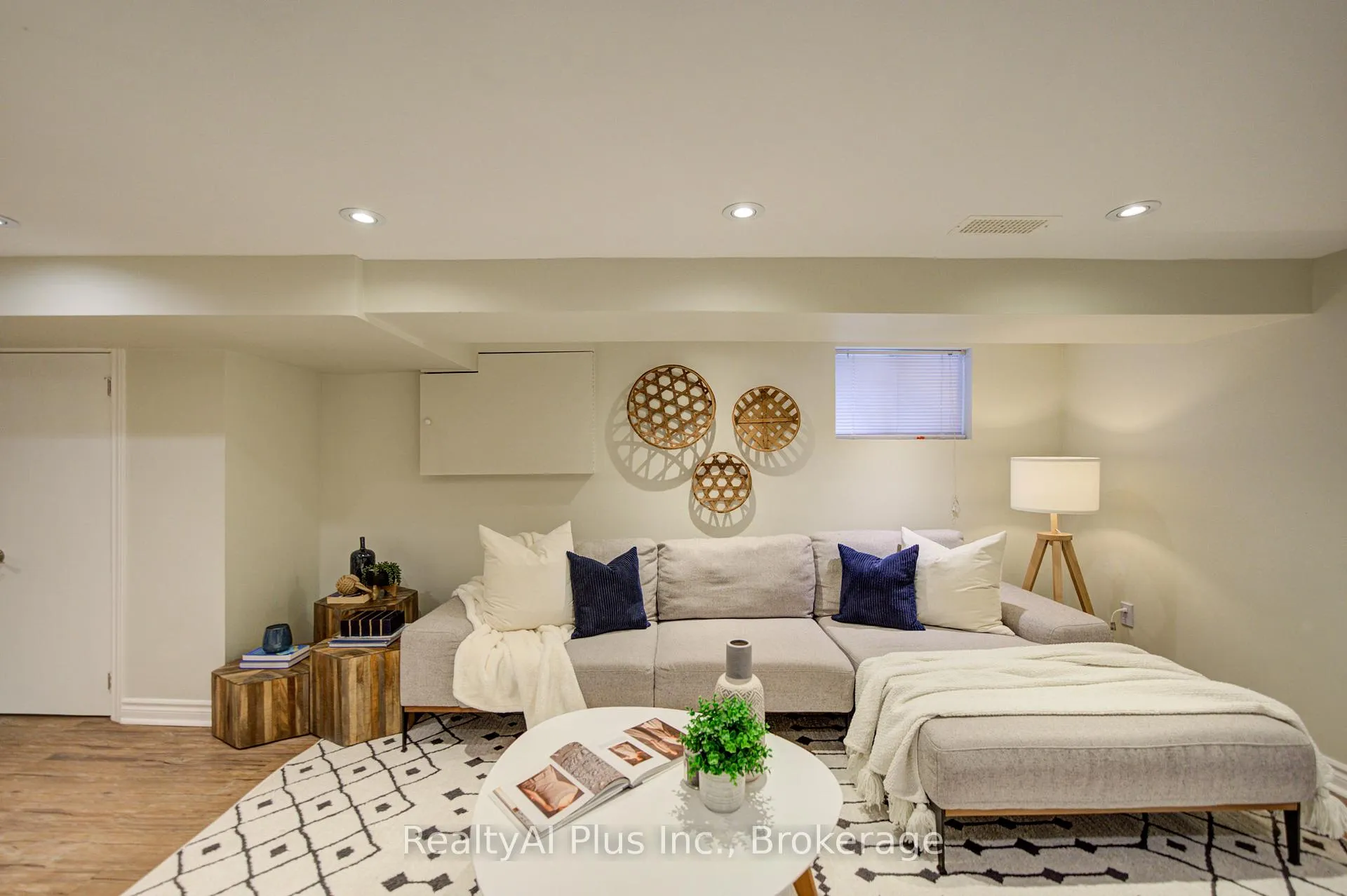 Photo 29 of 14 Athletic Avenue, Toronto, Greenwood-Coxwell — HOMEH