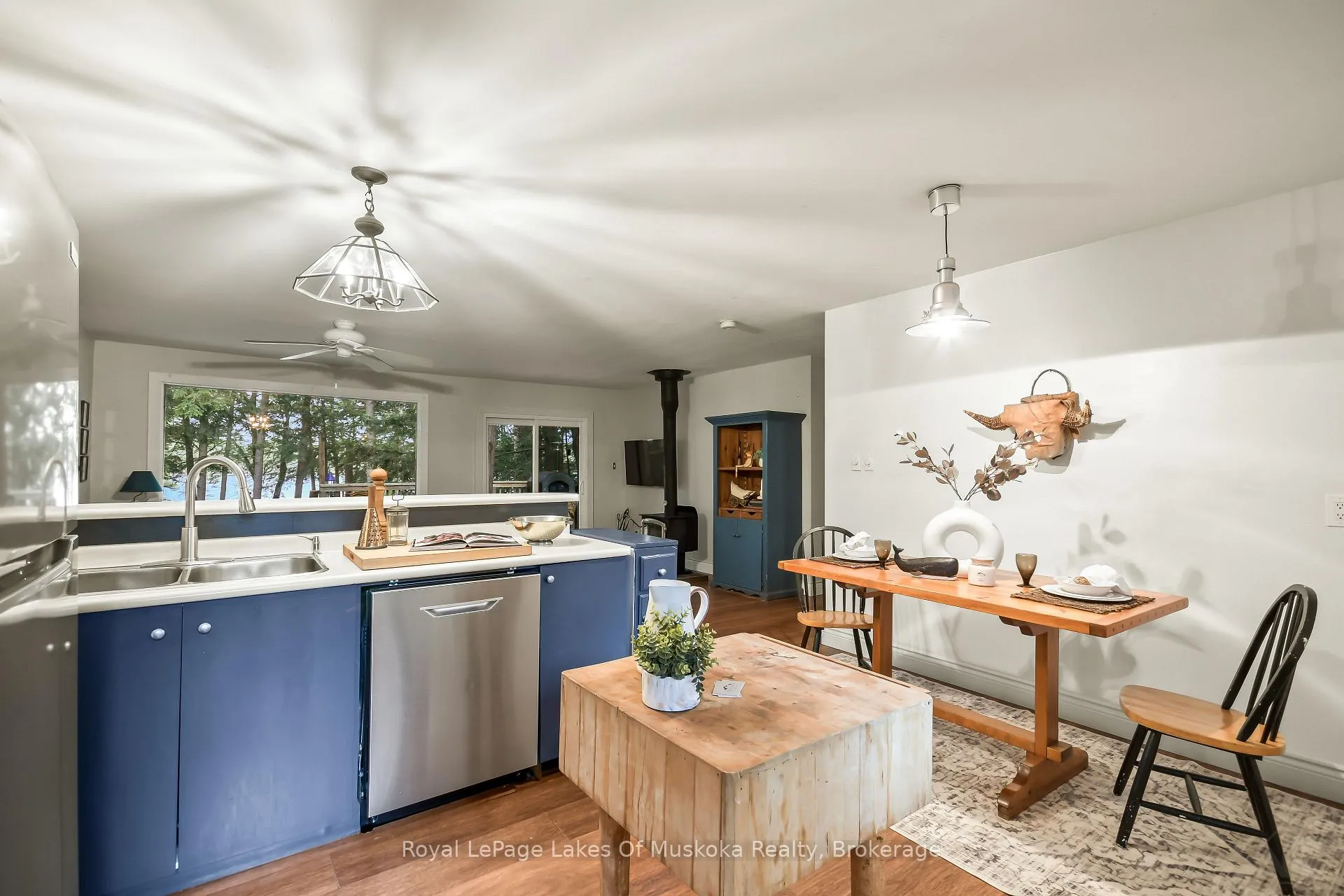 Photo 4 of 1122 Bigwind Lake Road, Bracebridge, Oakley — HOMEH