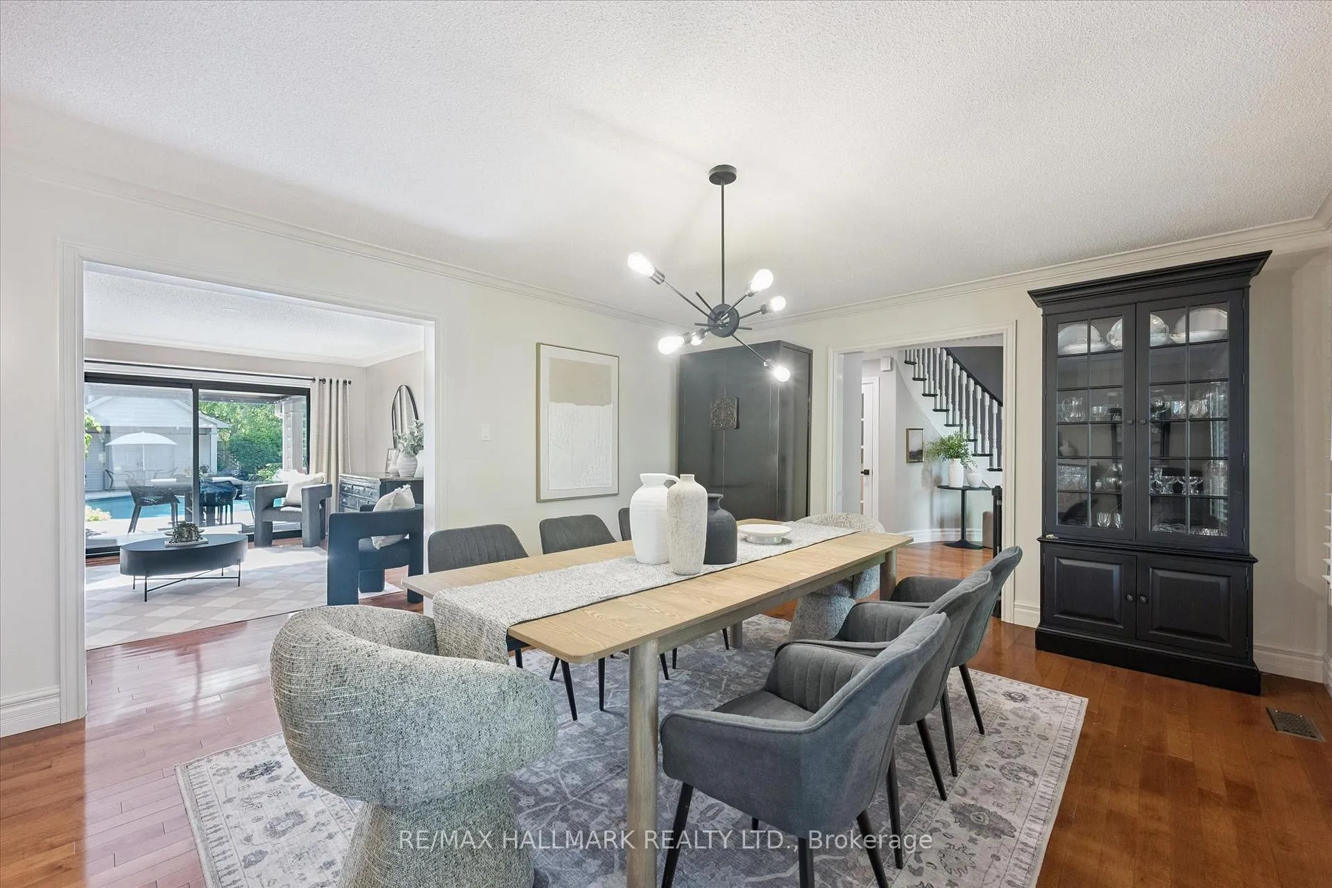 Photo 6 of 98 Rosemary Lane, Hamilton, Ancaster — HOMEH