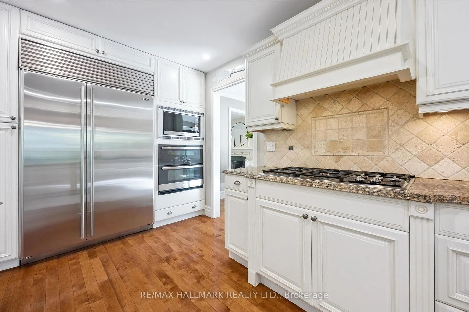 Photo 15 of 98 Rosemary Lane, Hamilton, Ancaster — HOMEH