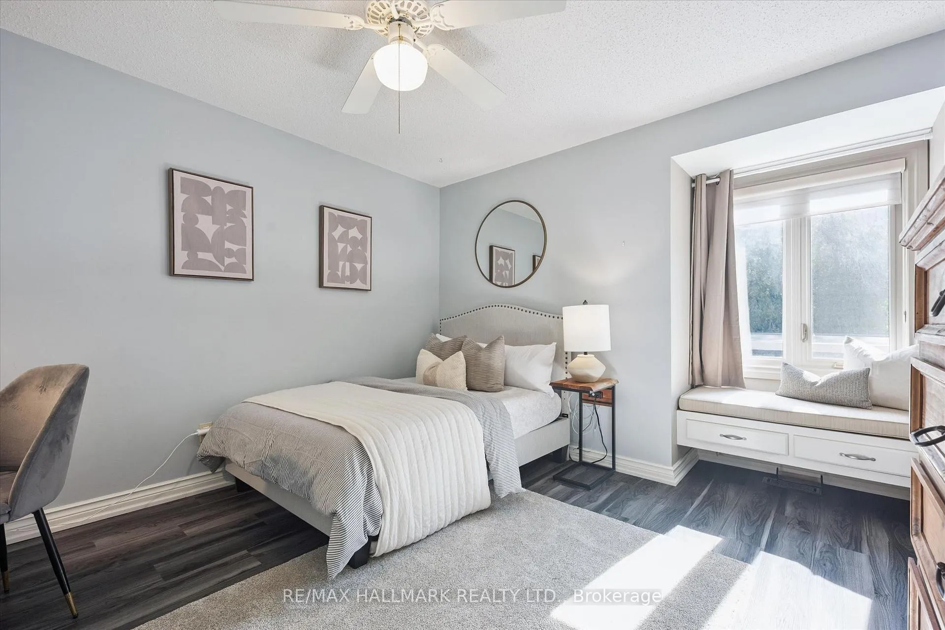 Photo 29 of 98 Rosemary Lane, Hamilton, Ancaster — HOMEH