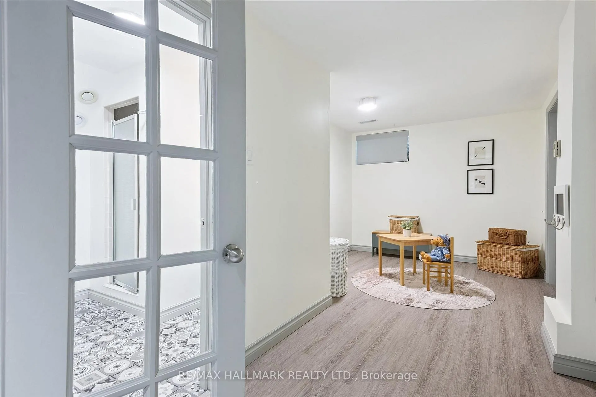 Photo 37 of 98 Rosemary Lane, Hamilton, Ancaster — HOMEH