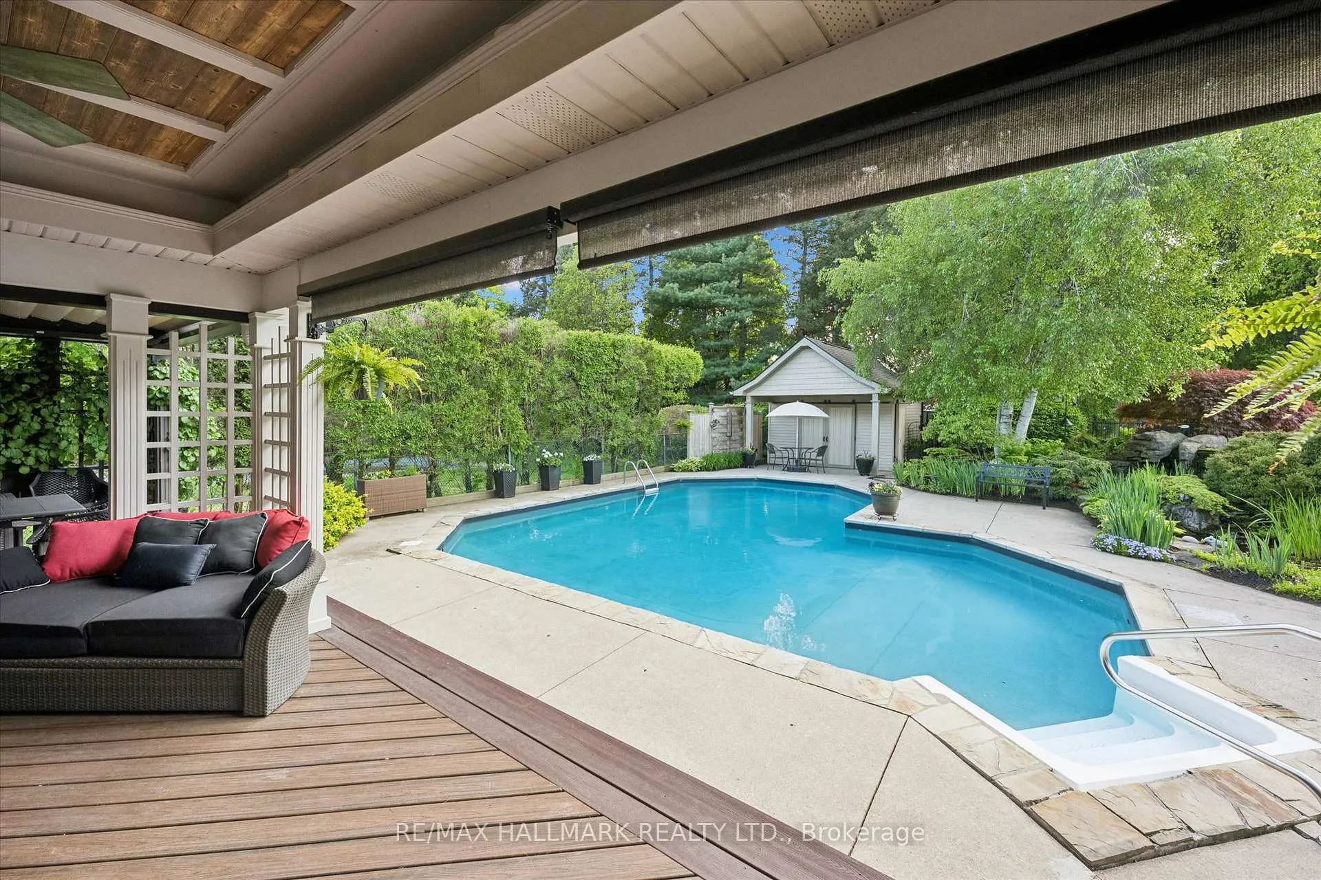 Photo 40 of 98 Rosemary Lane, Hamilton, Ancaster — HOMEH