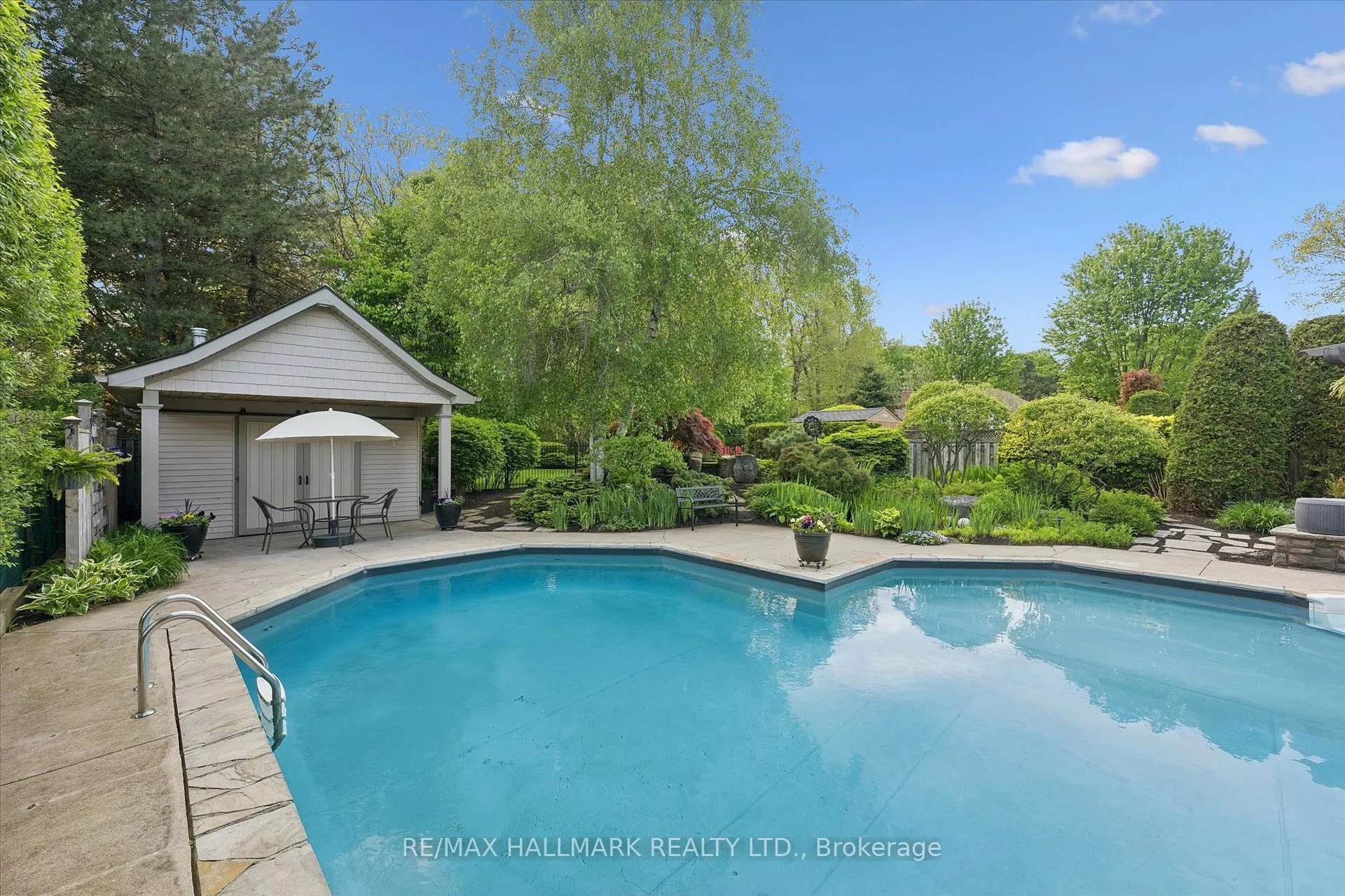 Photo 44 of 98 Rosemary Lane, Hamilton, Ancaster — HOMEH
