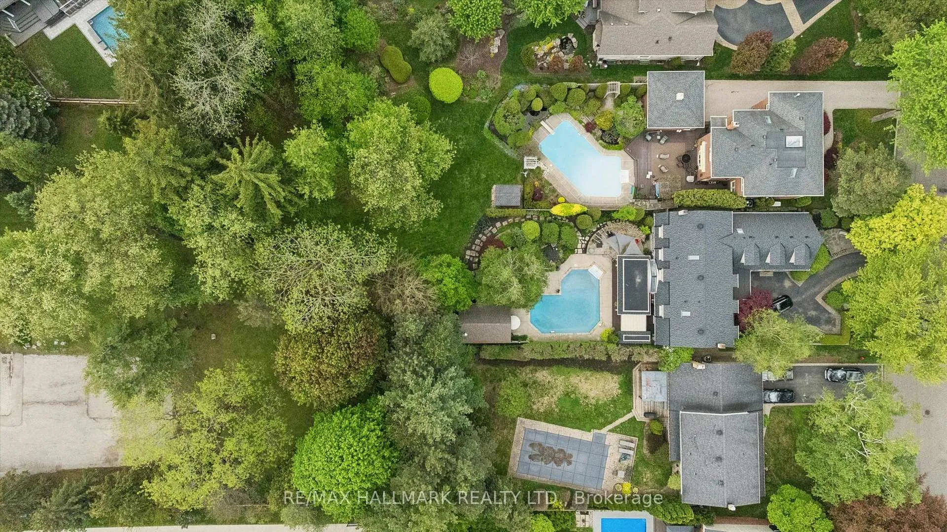 Photo 49 of 98 Rosemary Lane, Hamilton, Ancaster — HOMEH