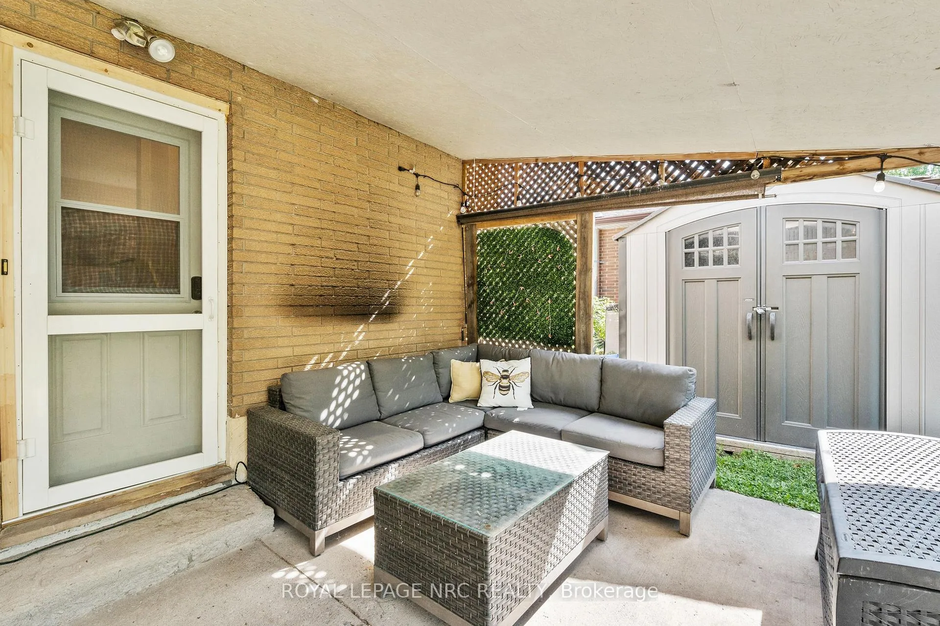 Photo 40 of 10 Ancaster Boulevard, St. Catharines, Carlton/Bunting — HOMEH