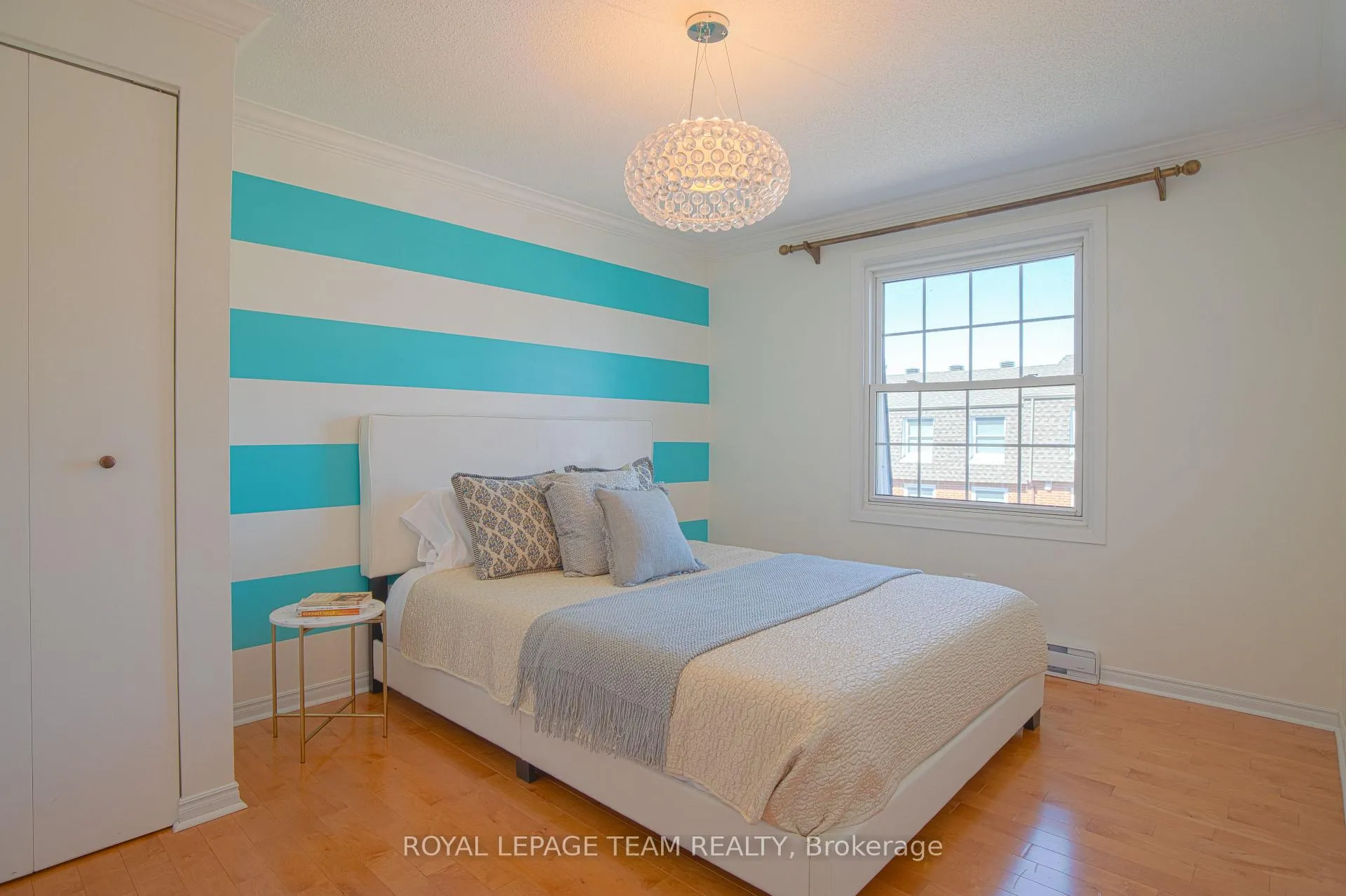 Photo 18 of 8 Moorside Private, Ottawa, Carleton Heights — HOMEH