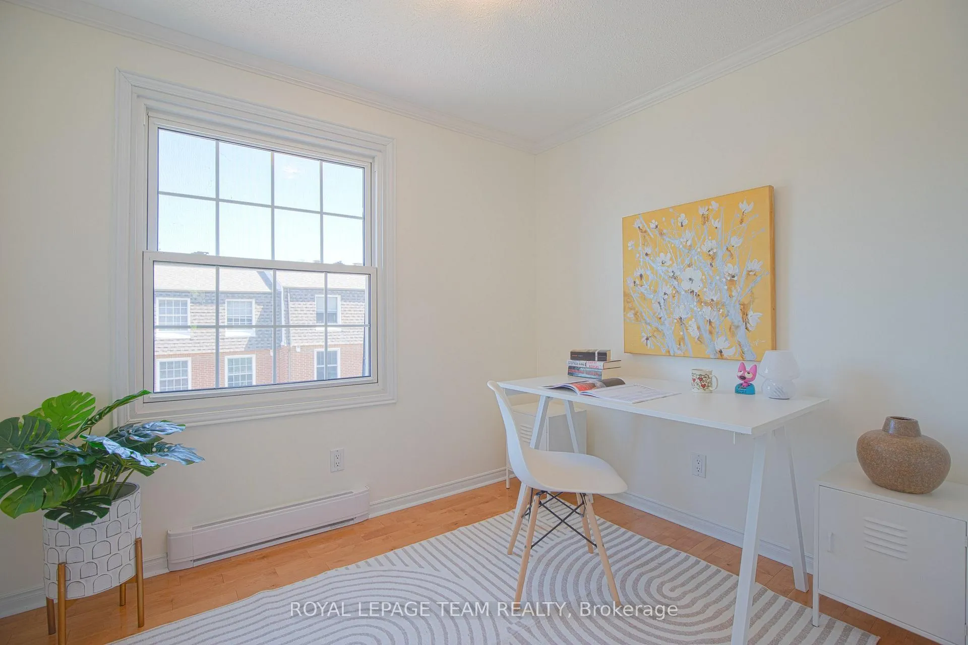 Photo 20 of 8 Moorside Private, Ottawa, Carleton Heights — HOMEH
