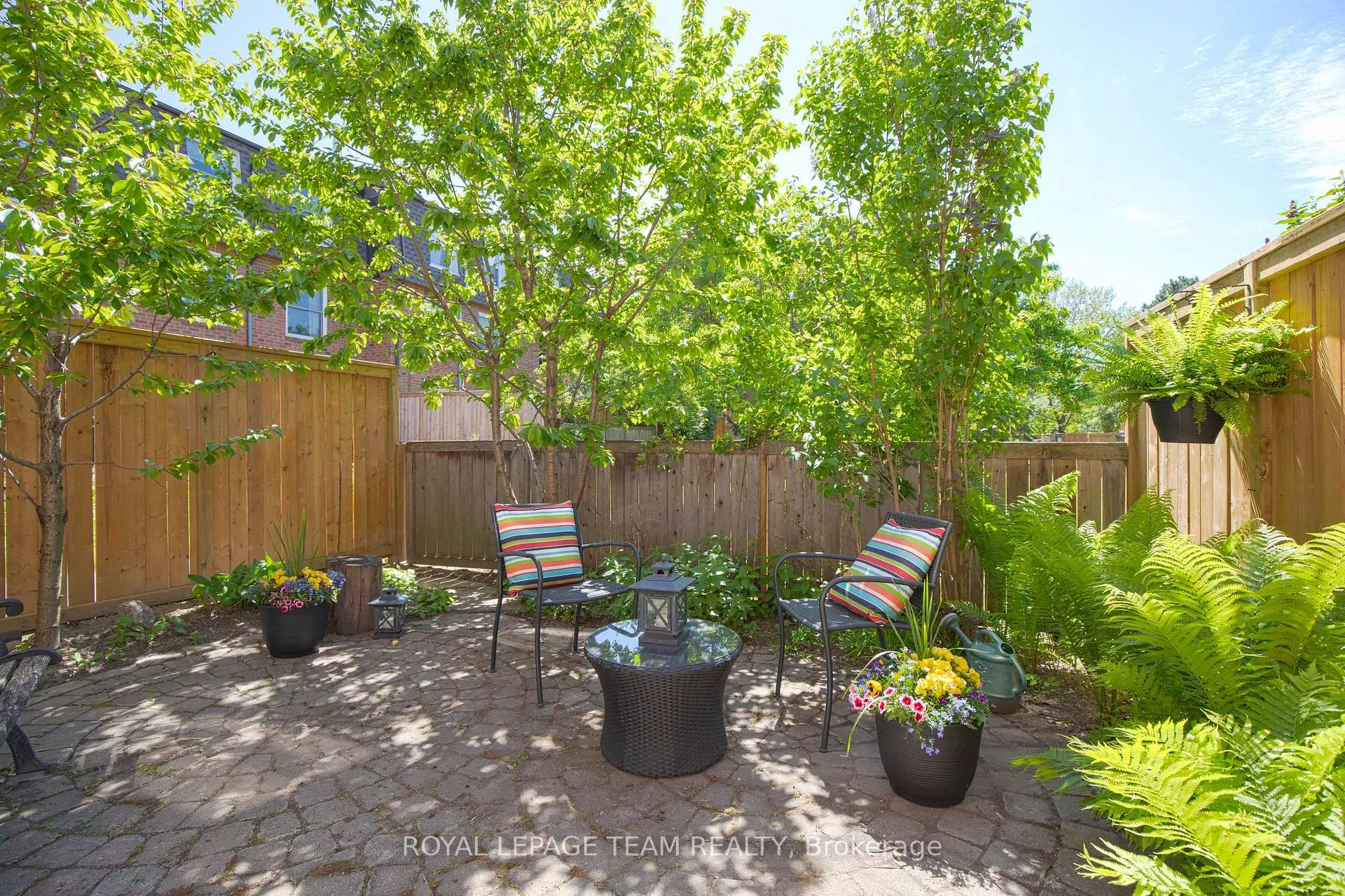 Photo 28 of 8 Moorside Private, Ottawa, Carleton Heights — HOMEH