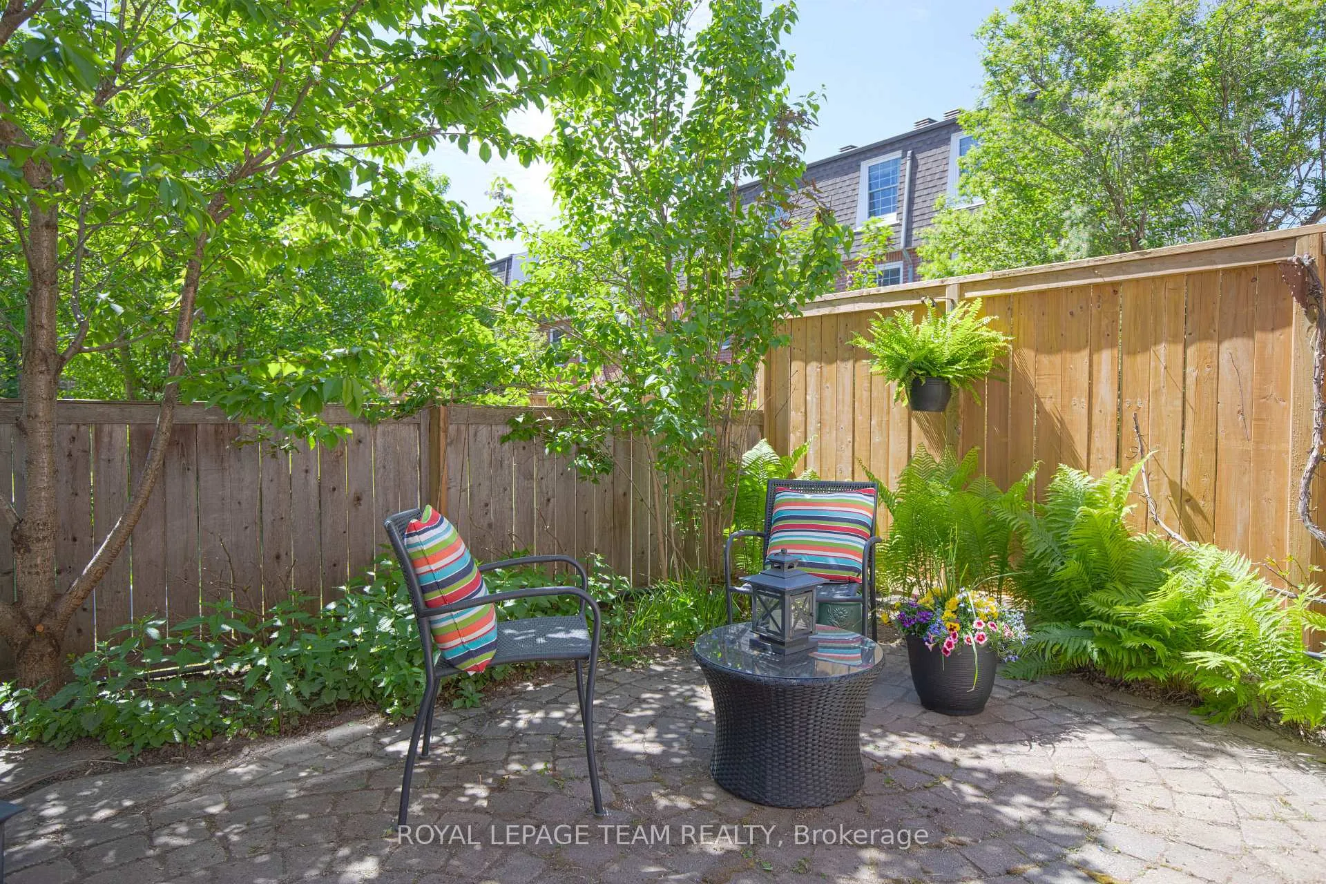 Photo 29 of 8 Moorside Private, Ottawa, Carleton Heights — HOMEH