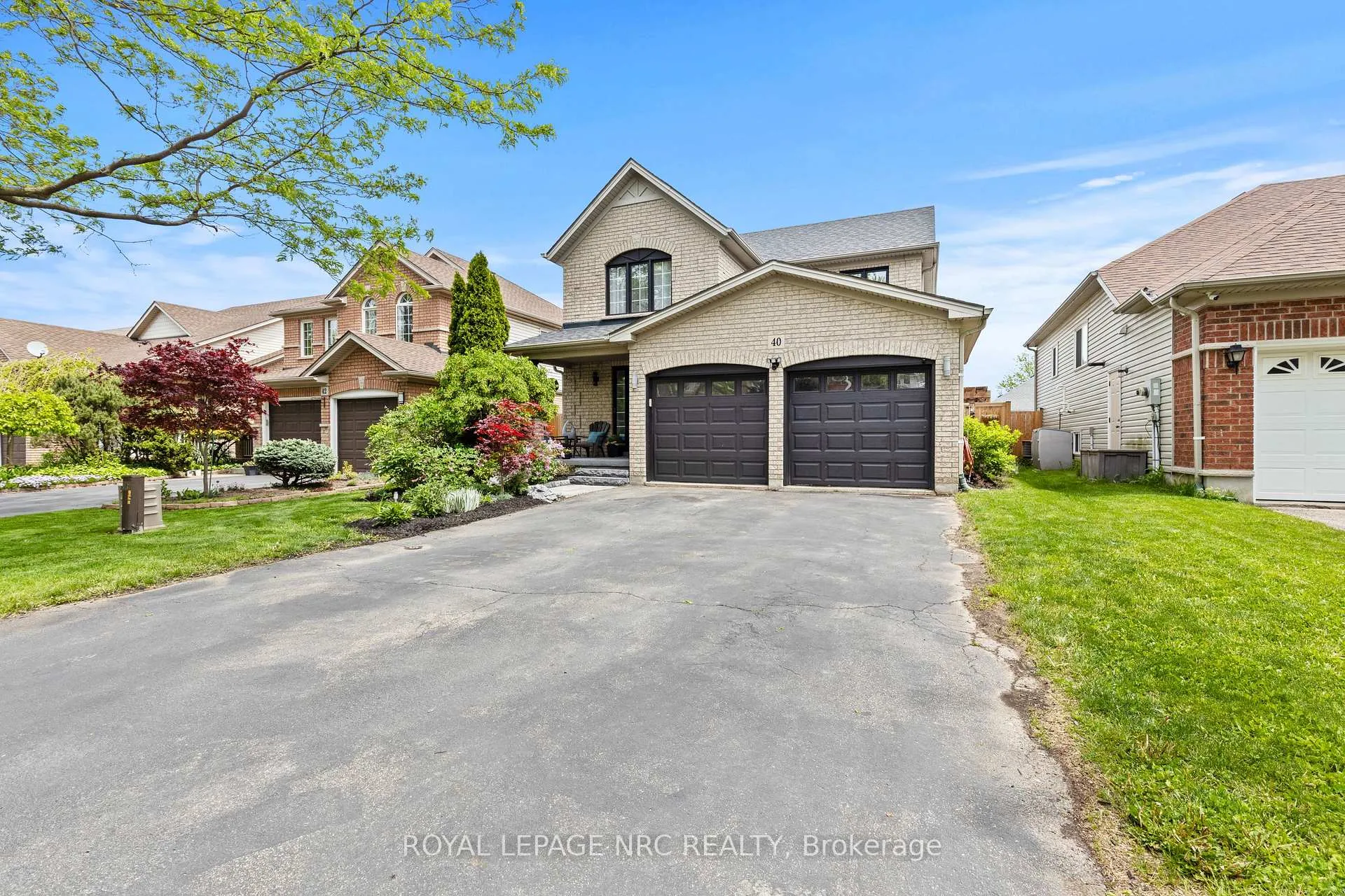 Photo 3 of 40 Longfellow Avenue, St. Catharines, Haig — HOMEH