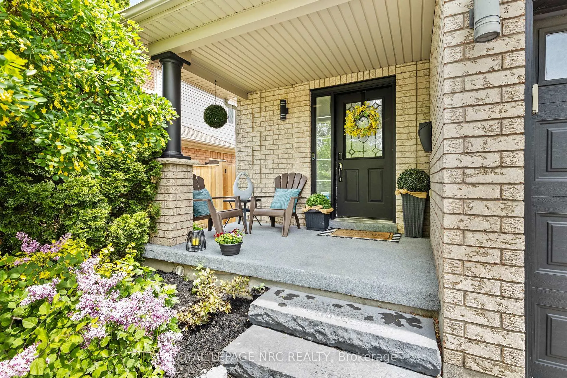 Photo 4 of 40 Longfellow Avenue, St. Catharines, Haig — HOMEH