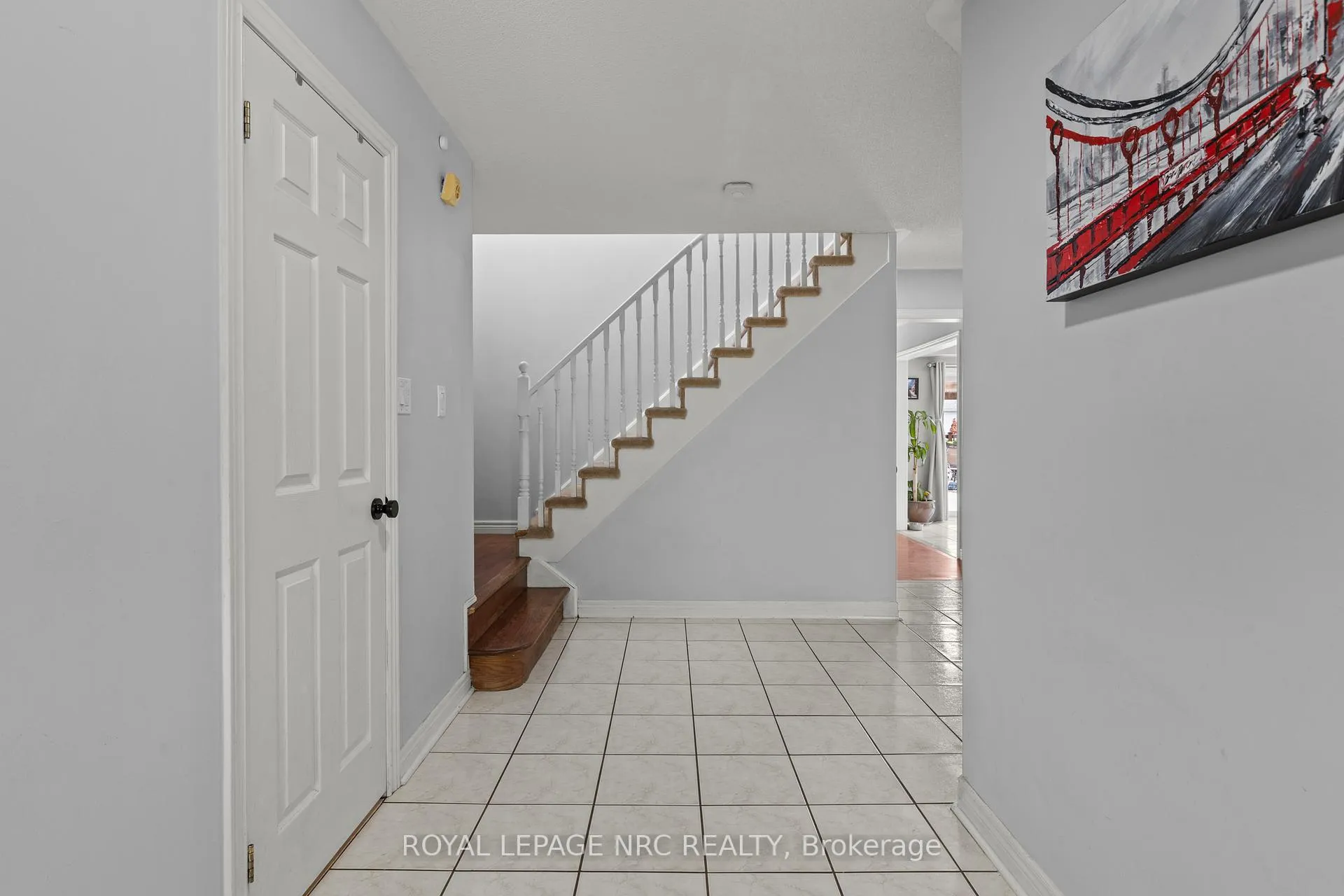 Photo 6 of 40 Longfellow Avenue, St. Catharines, Haig — HOMEH