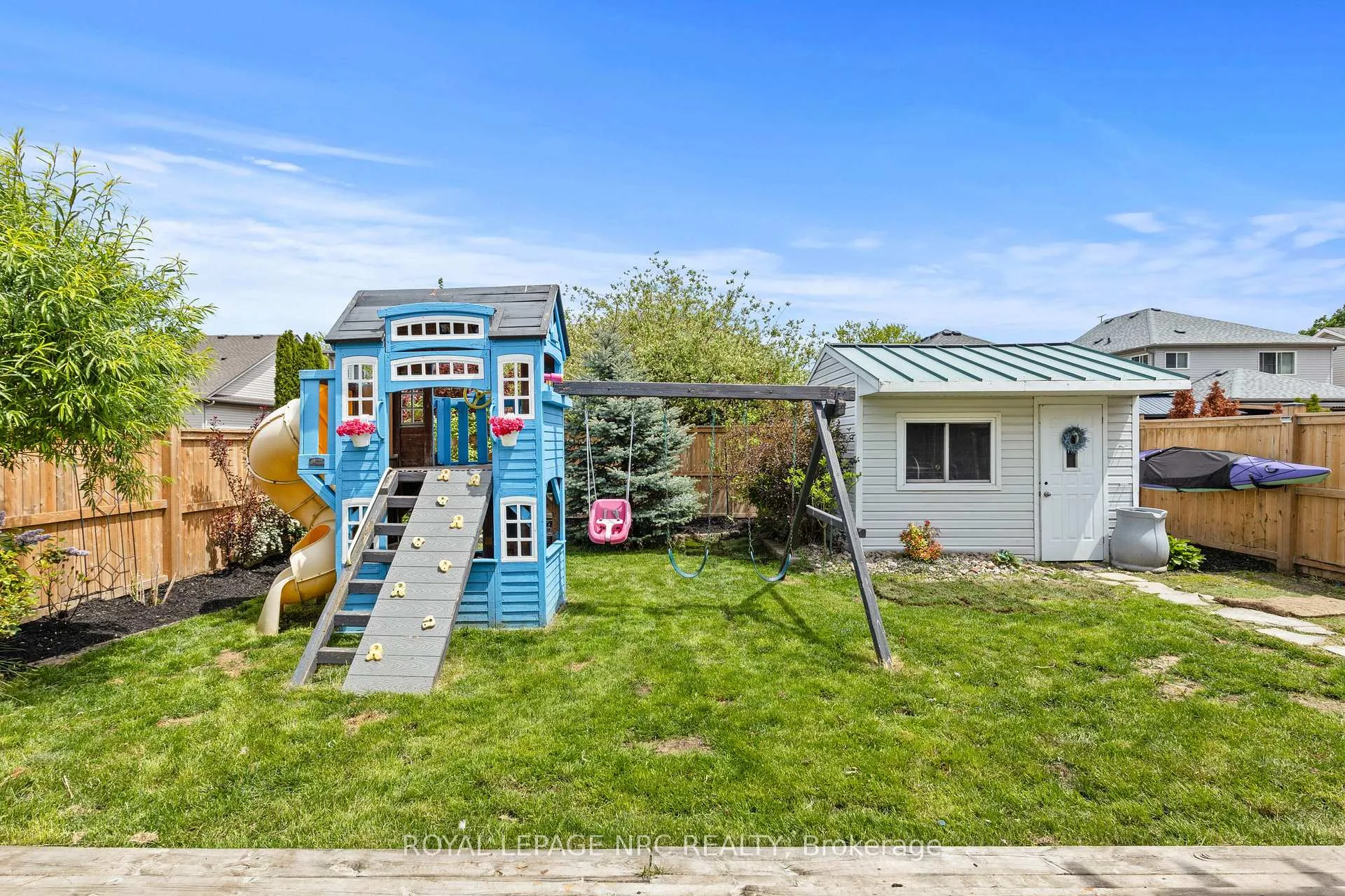 Photo 27 of 40 Longfellow Avenue, St. Catharines, Haig — HOMEH