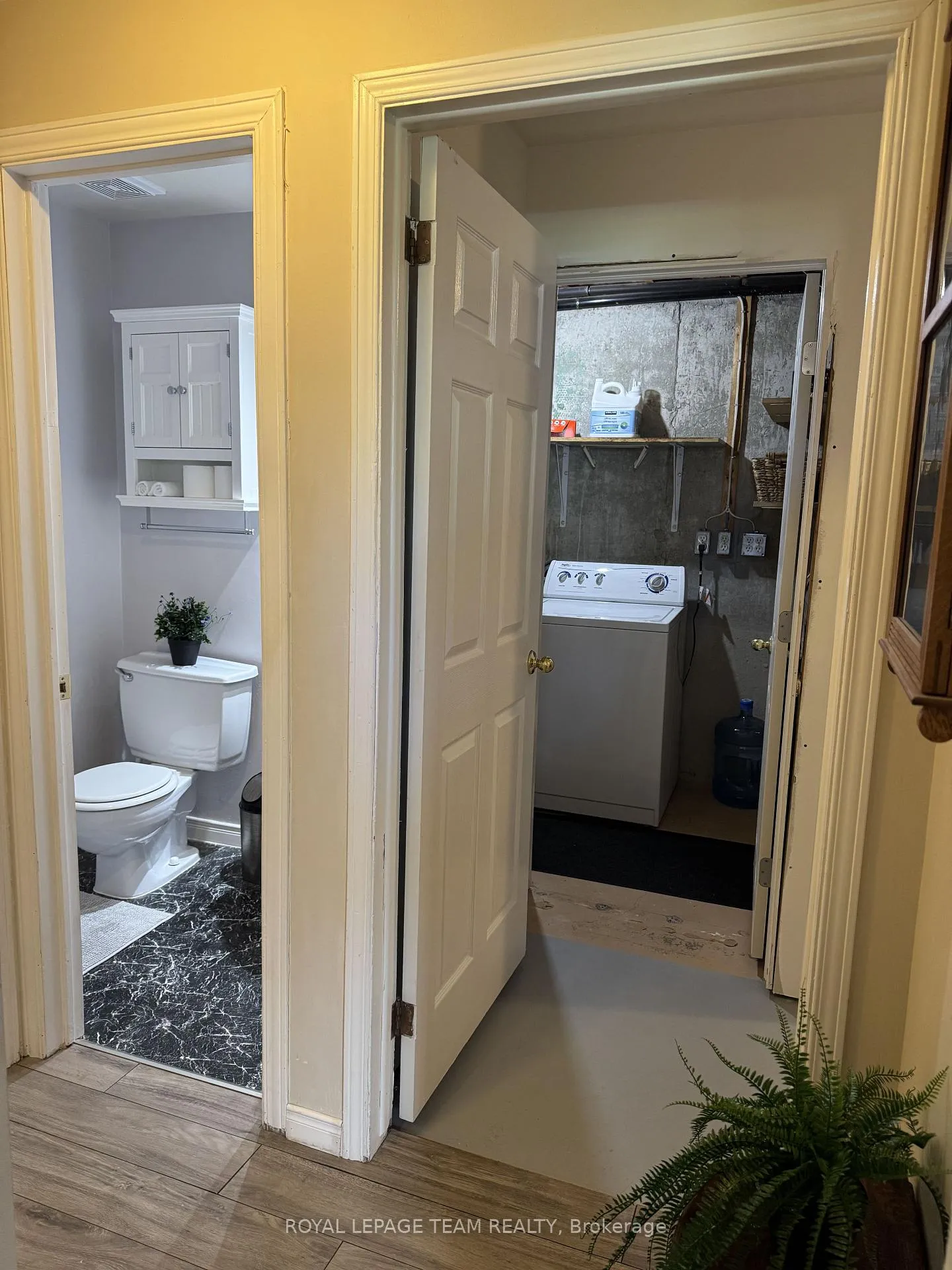 Photo 36 of Unit B, 21 Woodvale Green, Ottawa, Craig Henry/Woodvale — HOMEH