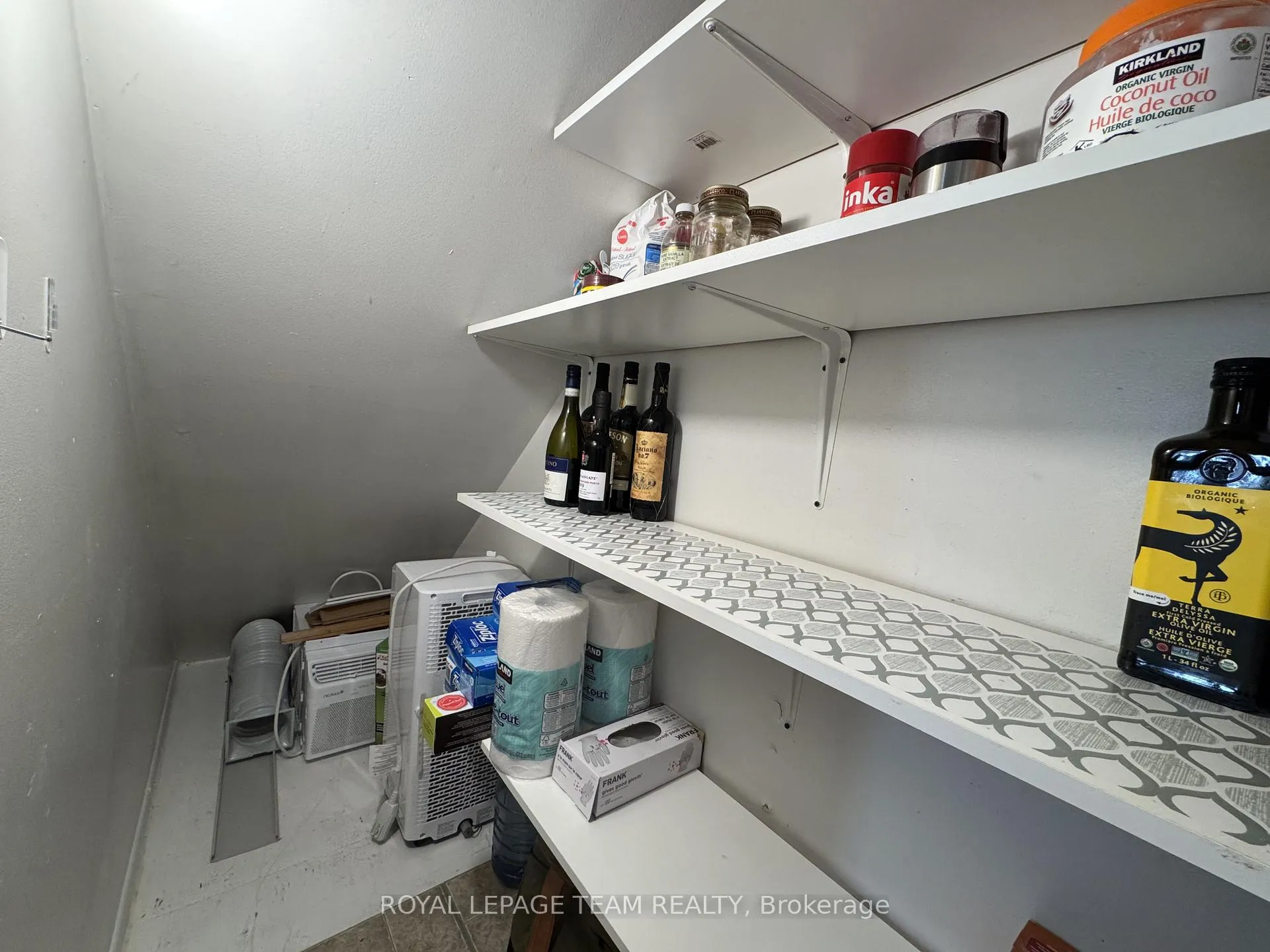 Photo 42 of Unit B, 21 Woodvale Green, Ottawa, Craig Henry/Woodvale — HOMEH