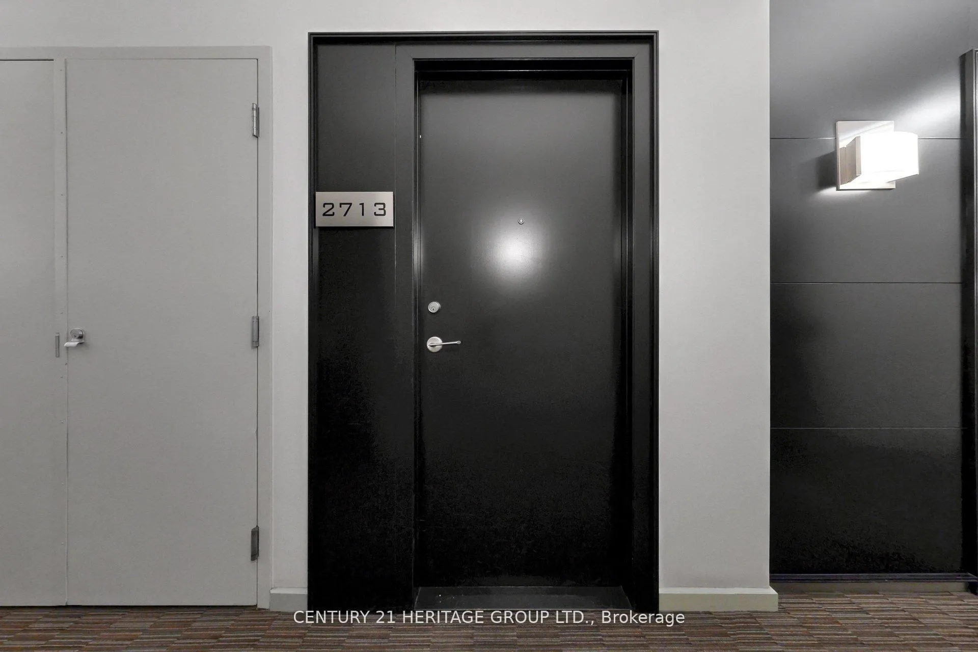 Photo 6 of Unit 2713, 231 Fort York Boulevard, Toronto, Niagara — HOMEH