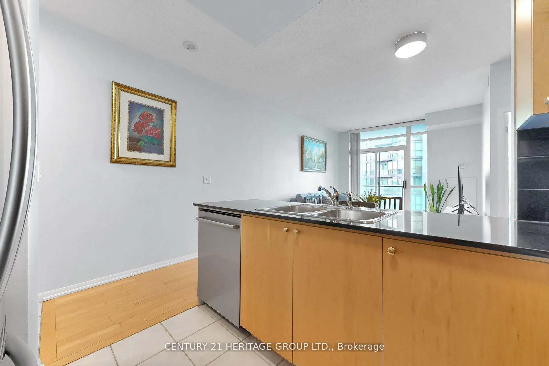 Photo 10 of Unit 2713, 231 Fort York Boulevard, Toronto, Niagara — HOMEH